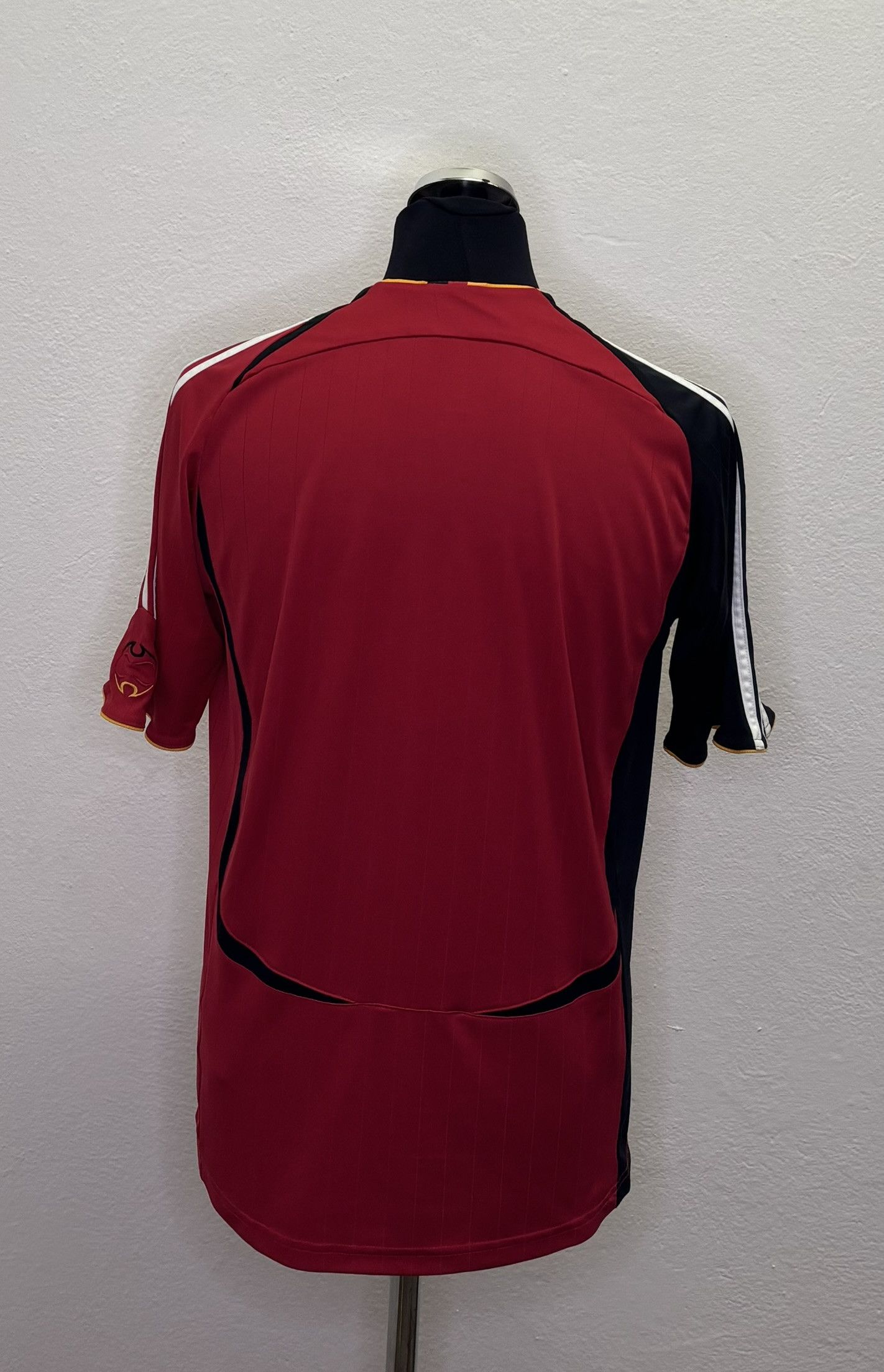 Adidas Germany 2006 Adidas Football Jersey Size M Size US M / EU 48-50 / 2 - 2 Thumbnail