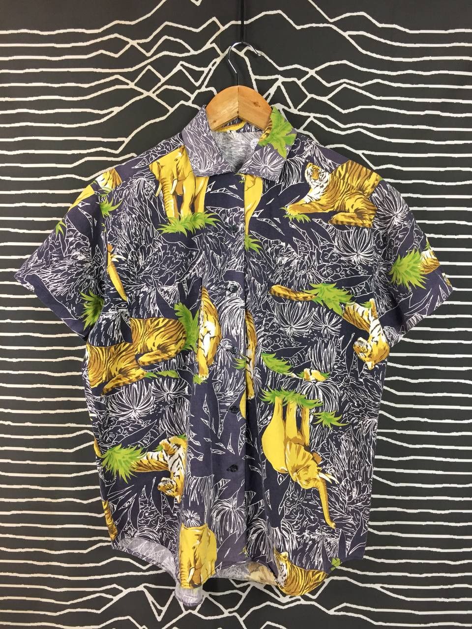 Vintage Vtg Foret Safari Animal Tropical All-Over Print Camp Shirt Size US L / EU 52-54 / 3 - 1 Thumbnail