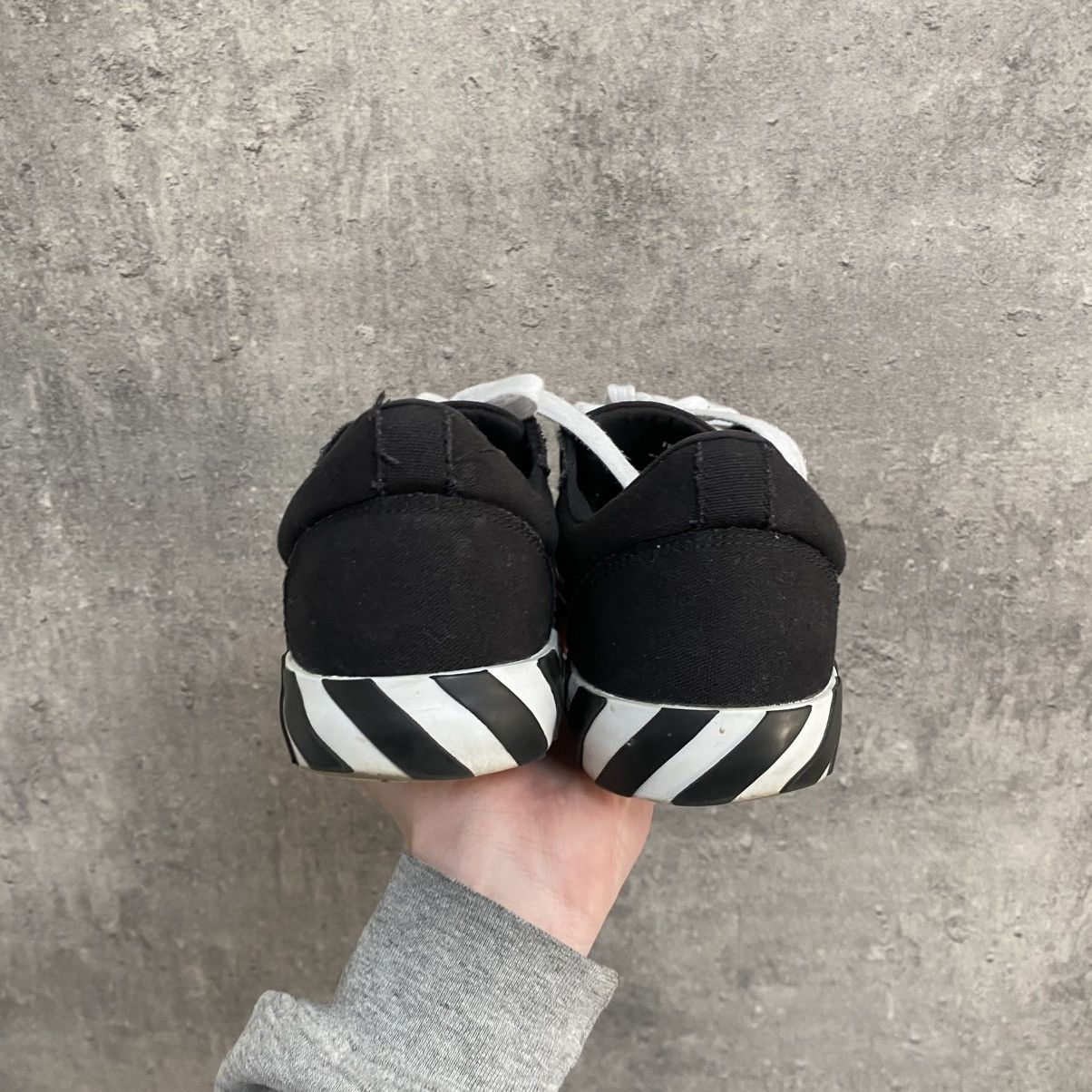 Off-White Off-White Vulcanized Low Sneakers Black Arrow Shoes Size US 10 / EU 43 - 7 Thumbnail
