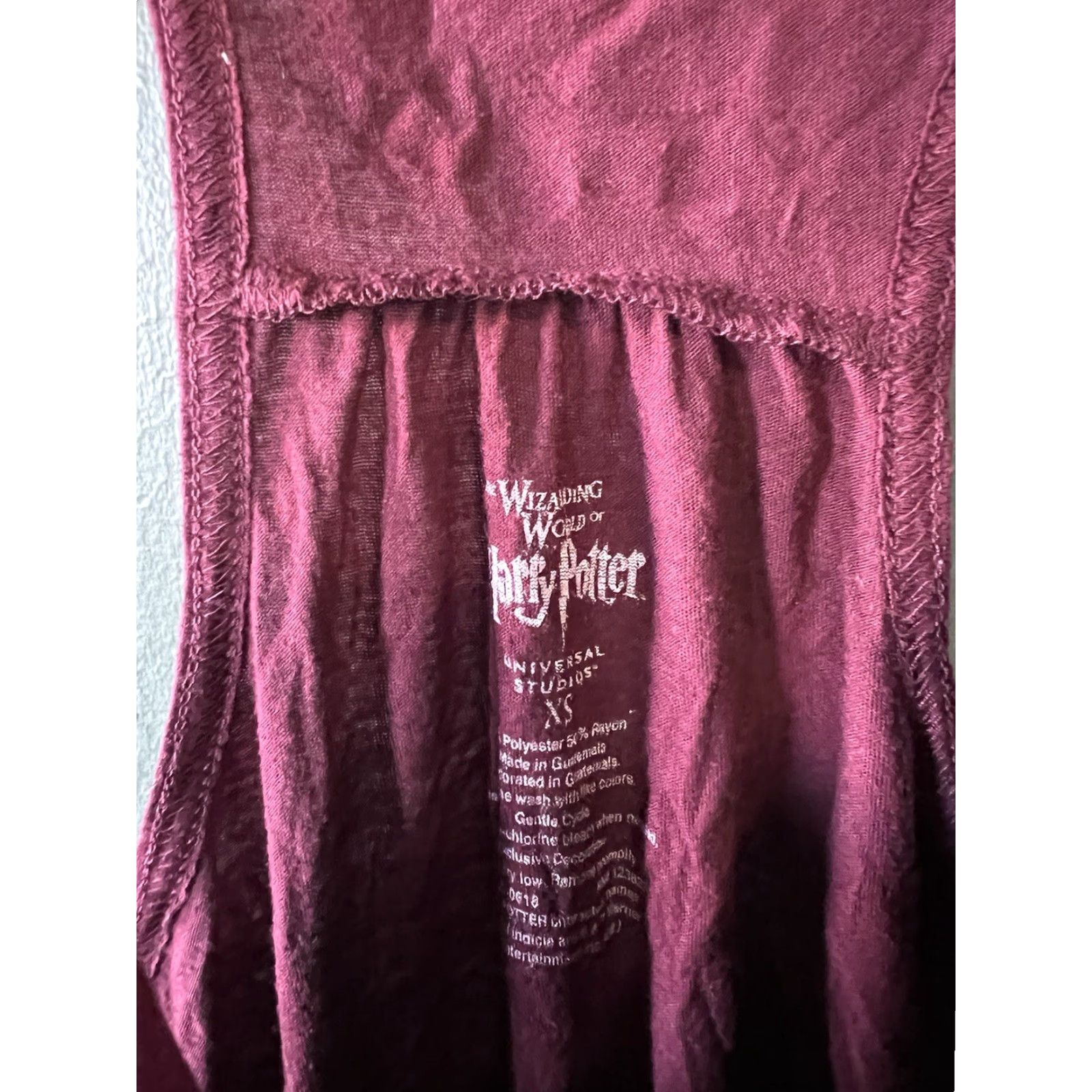 Vintage VINTAGE Wizarding World of Harry Potter Womens Tank Top XS Red Sleeveless Harmione Tank Top Womens Harry Potter Tank Red XS Size XS / US 0-2 / IT 36-38 - 3 Thumbnail
