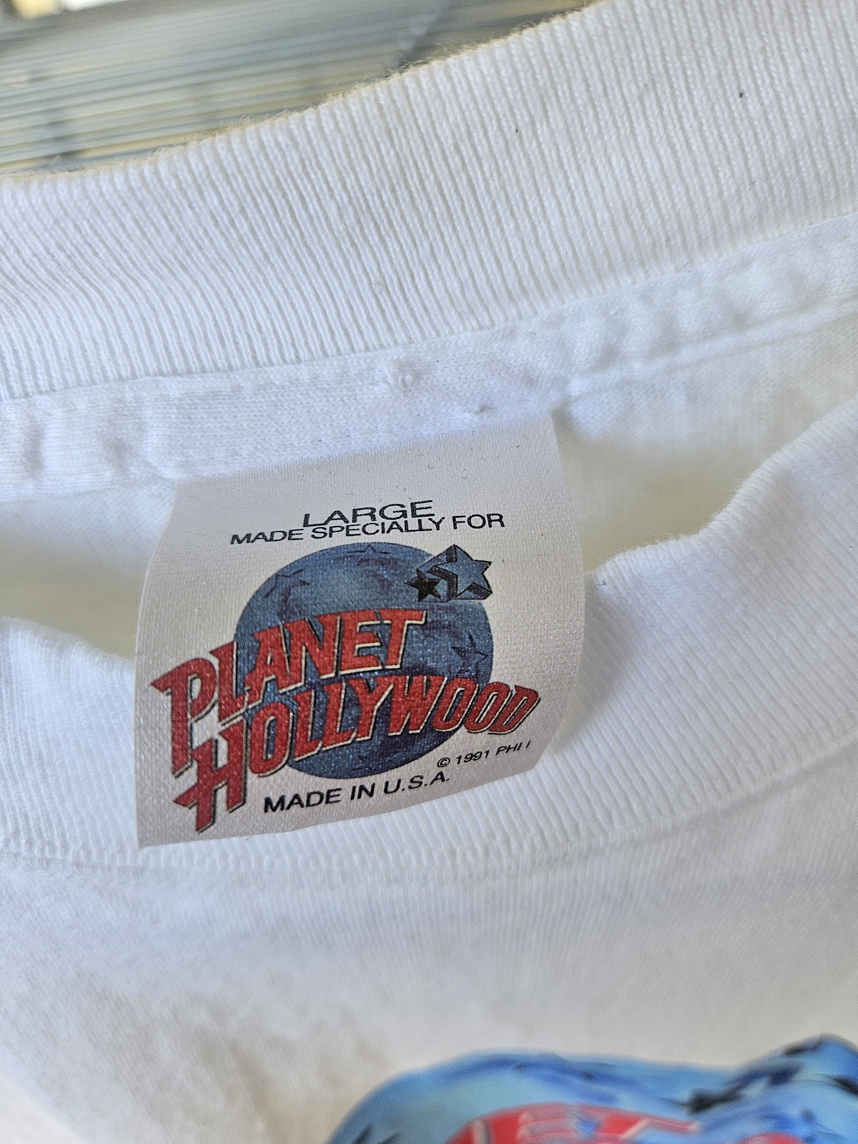 Planet Hollywood Planet Hollywood London Vintage 90s Tee Size US L / EU 52-54 / 3 - 3 Thumbnail