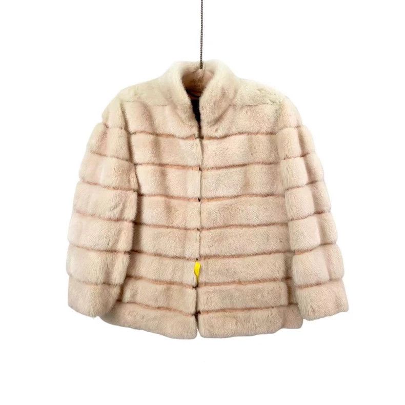 Fendi Fendi Lotus colour mink fur grass shorts jacket Size US XXS / EU 40 - 1 Thumbnail
