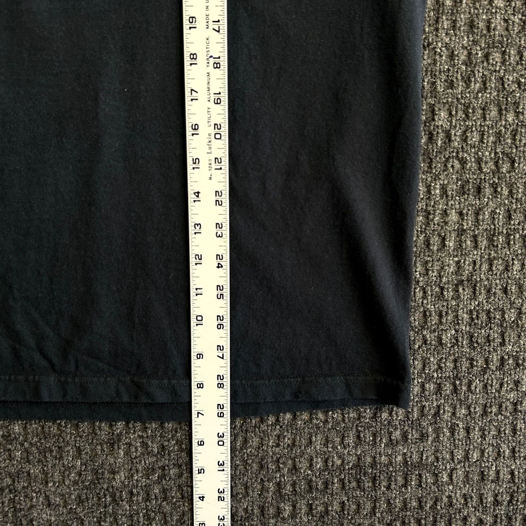 Fruit Of The Loom VINTAGE Fruit of the Loom T-Shirt Black L 90s Italy Venezia Travel Puff Print Graphic Print Crew Neck Unisex Adults Size US L / EU 52-54 / 3 - 5 Thumbnail