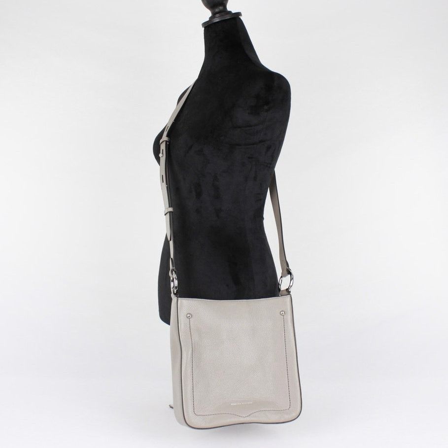 Rebecca Minkoff NWT REBECCA MINKOFF Jody Leather Feed Bag w/Dust Bag Size ONE SIZE - 2 Thumbnail