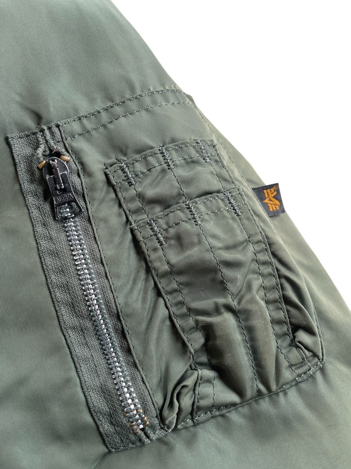 Alpha Industries Vintage Alpha Industries MA-1 Bomber Jacket Size US M / EU 48-50 / 2 - 12 Thumbnail