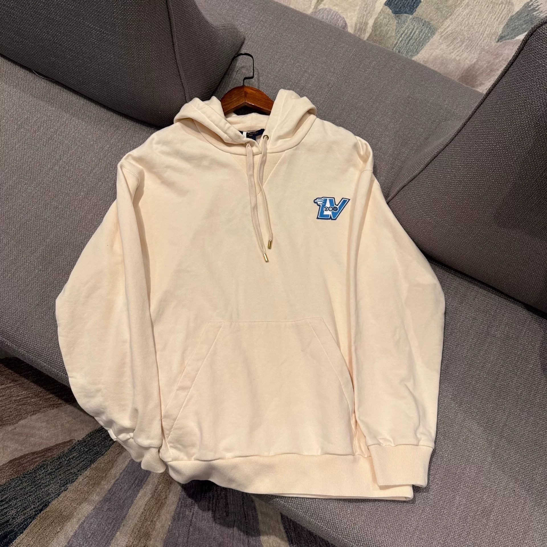 Louis Vuitton Louis Vuitton Embroidered Logo Hoodie Size US XL / EU 56 / 4 - 1 Thumbnail