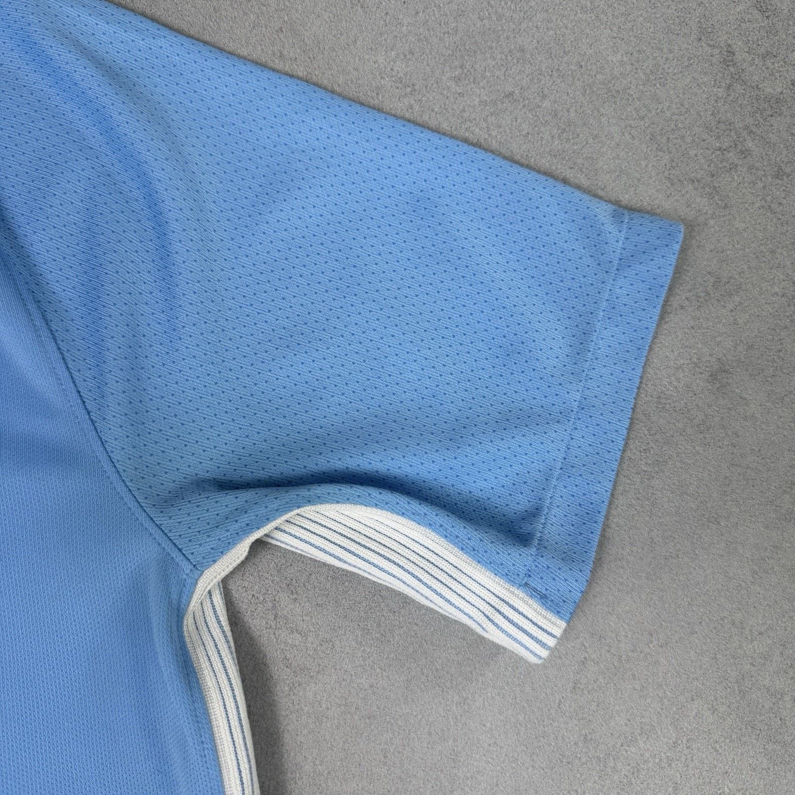 Nike Manchester City Nike 2017 2018 #17 De Bruyne Soccer Jersey Size US S / EU 44-46 / 1 - 3 Thumbnail