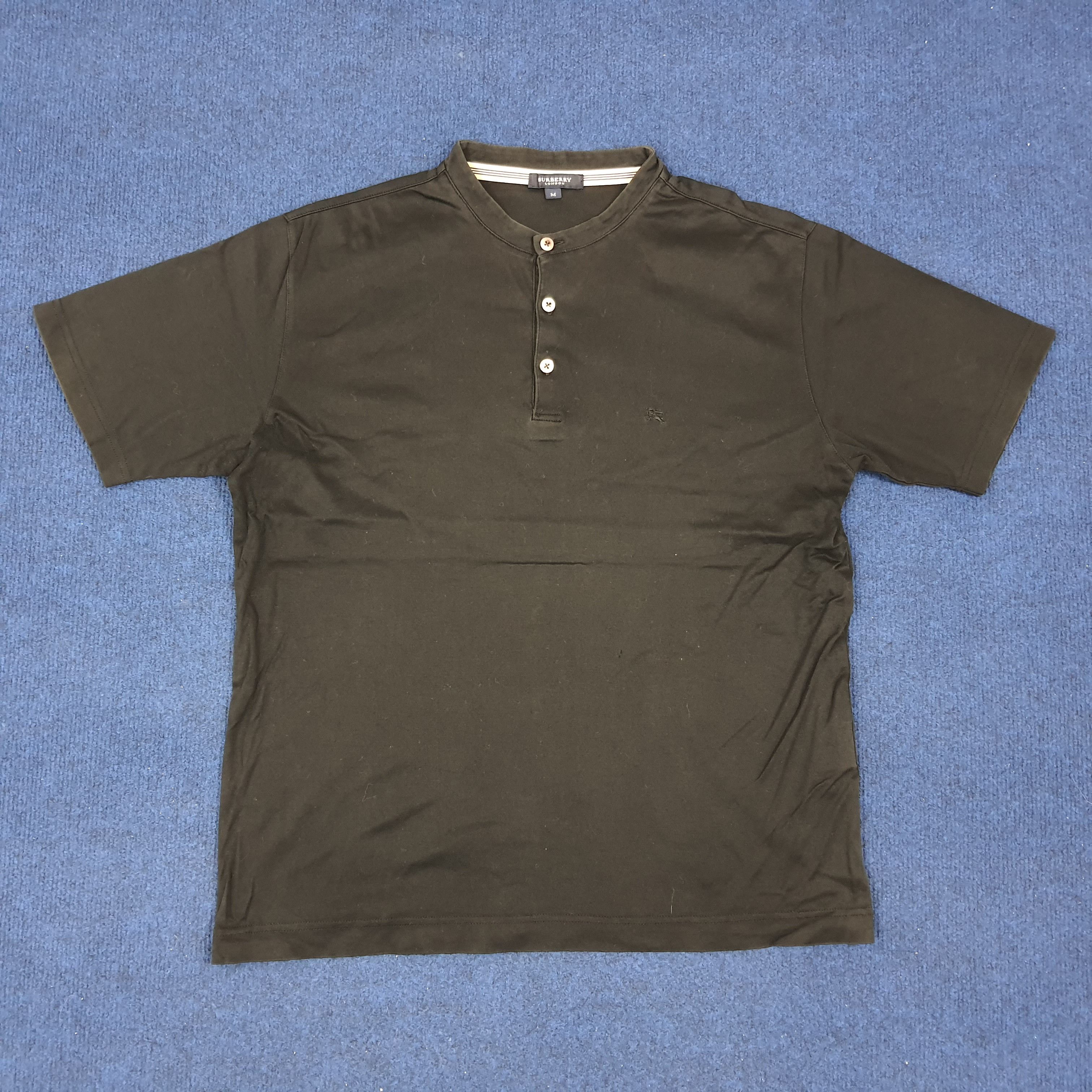 Burberry × Vintage Vintage Burberry London Button Tshirt Size US L / EU 52-54 / 3 - 3 Thumbnail