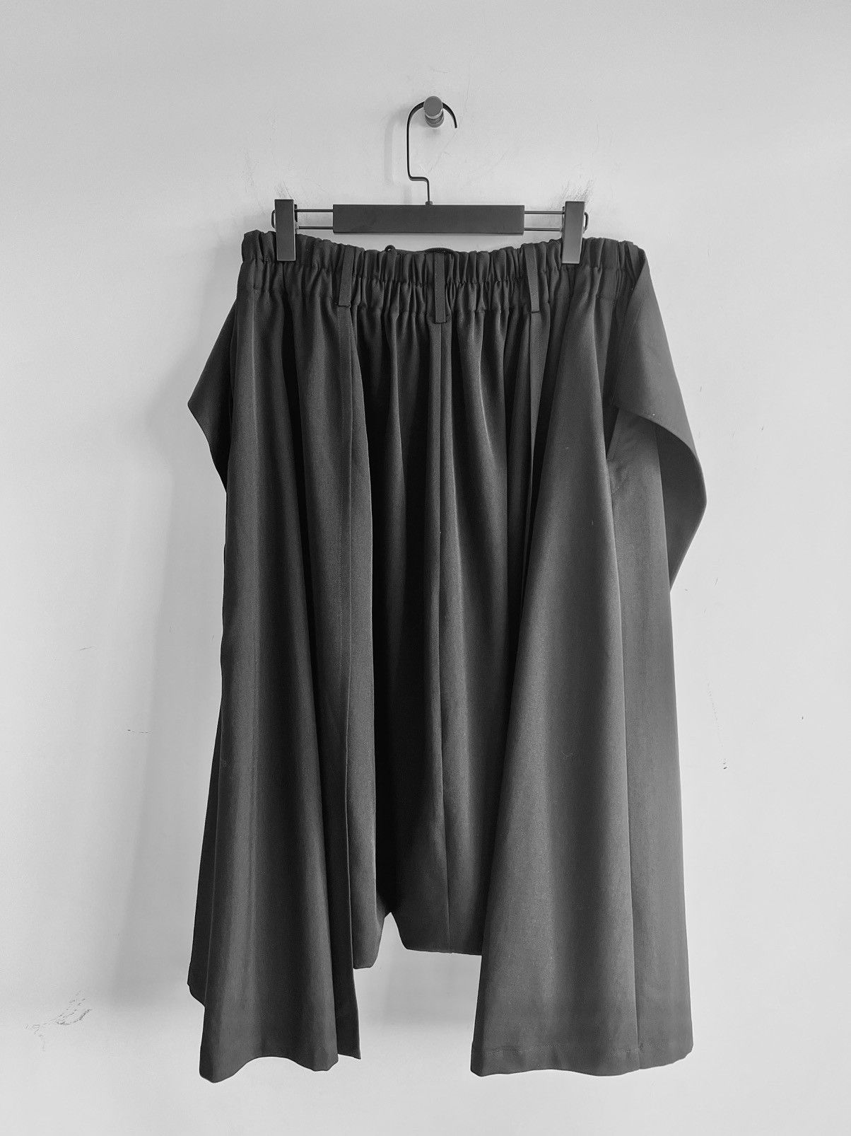 Yohji Yamamoto Yohji Yamamoto Collections - RAYON LAWN SIDE PANTS Size US 30 / EU 46 - 2 Thumbnail