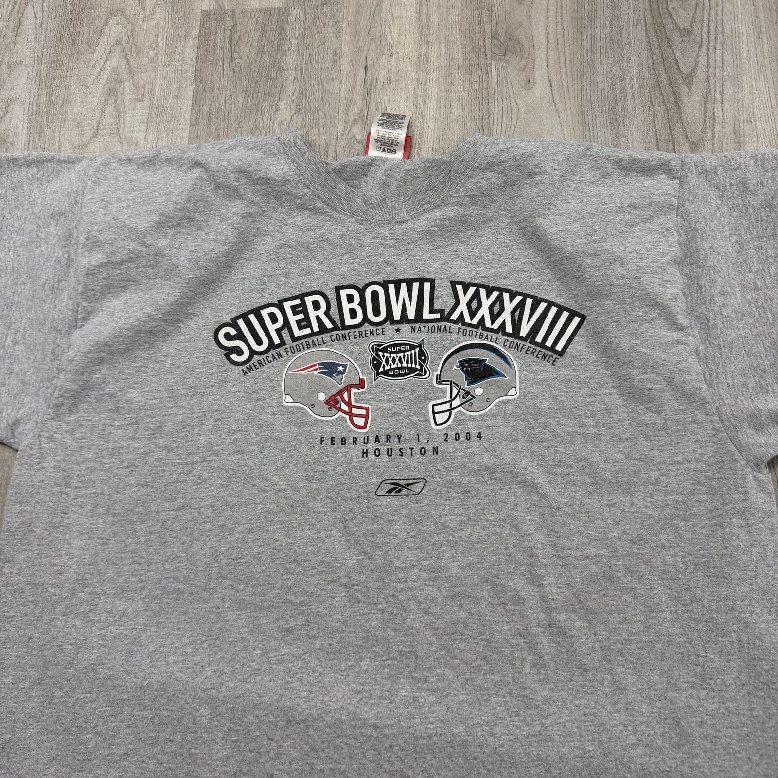 Vintage Vintage Super Bowl XXXVIII Shirt 2XL 2004 Patriots Panthers Size US XXL / EU 58 / 5 - 2 Thumbnail