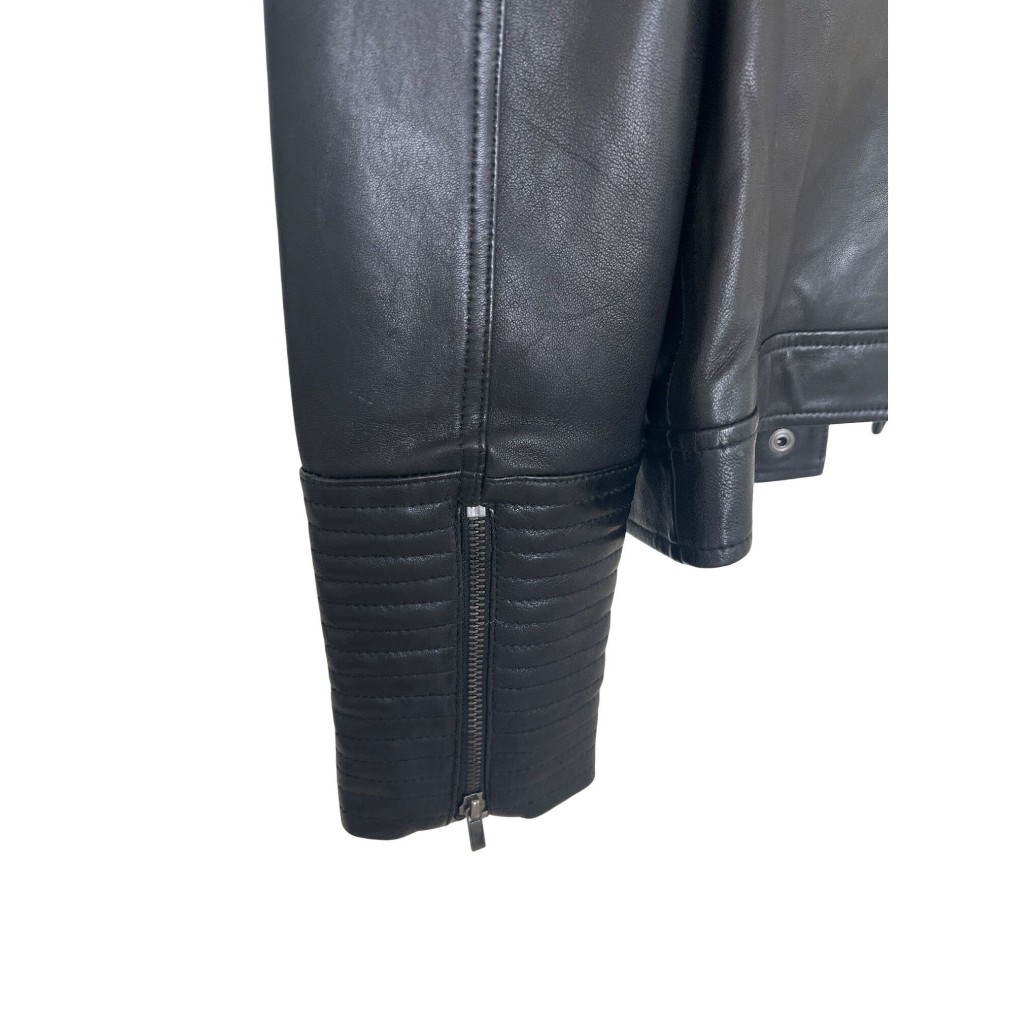 Neiman Marcus Neiman Marcus Black Leather Moto Jacket Size XS / US 0-2 / IT 36-38 - 7 Thumbnail