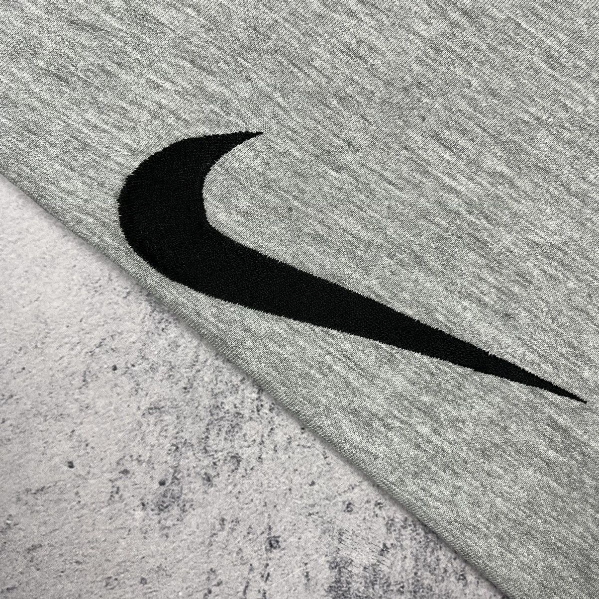 Nike Vintage Nike big embroidered swoosh tee 90’s Size US L / EU 52-54 / 3 - 5 Thumbnail