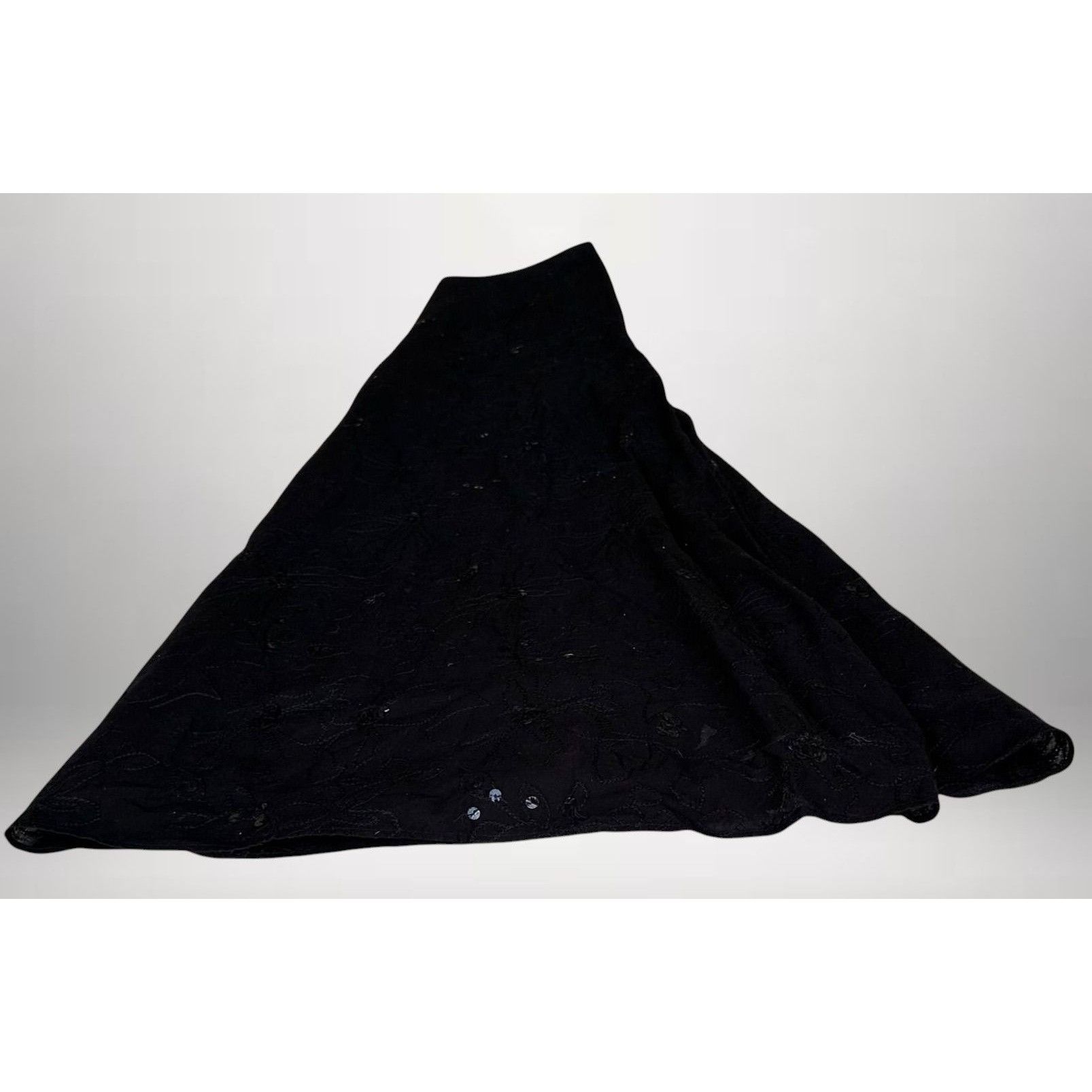 Liz Claiborne Vintage Liz Claiborne Black Sequined Maxi Skirt Size 6 Embro Size 28" / US 6 / IT 42 - 4 Thumbnail