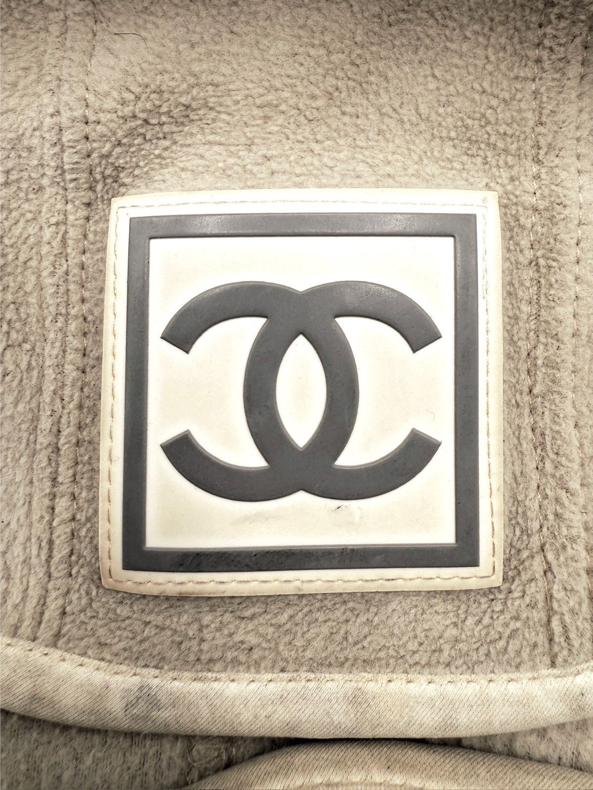Chanel AW01 Chanel Sport CC Logo Beige Fleece Balaclava Ski Mask Size ONE SIZE - 2 Thumbnail