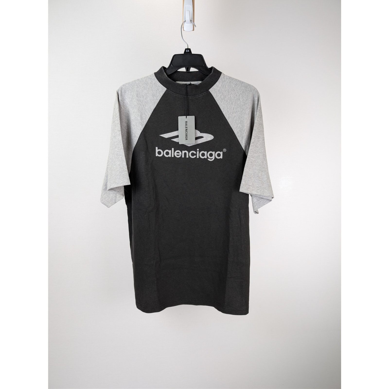 Balenciaga o1rshd1 Neg Print Raglan Oversized T-Shirt in Heather Grey Size US S / EU 44-46 / 1 - 1 Thumbnail