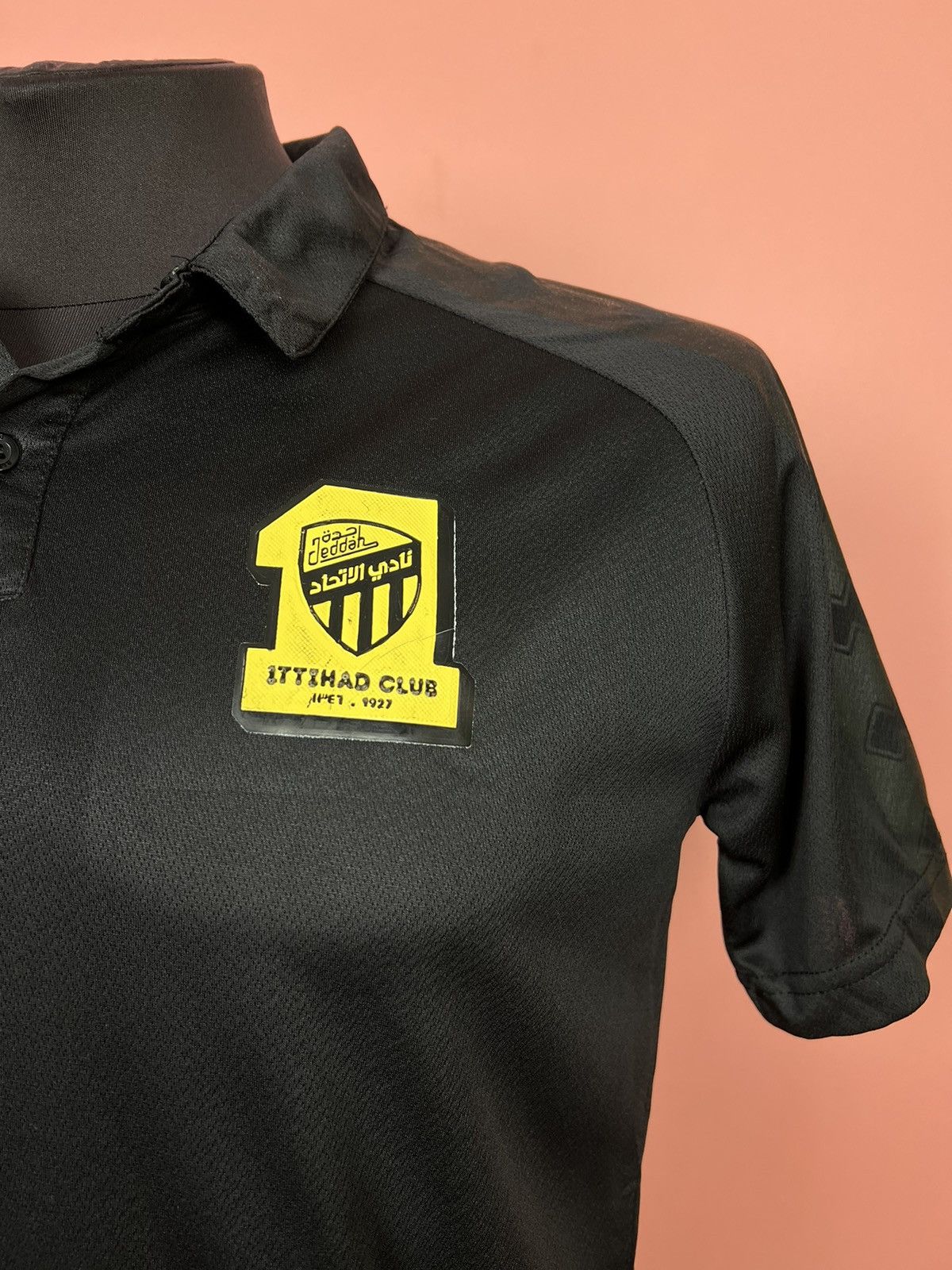 Errea Soccer jersey errea ittihad football Size US M / EU 48-50 / 2 - 2 Thumbnail
