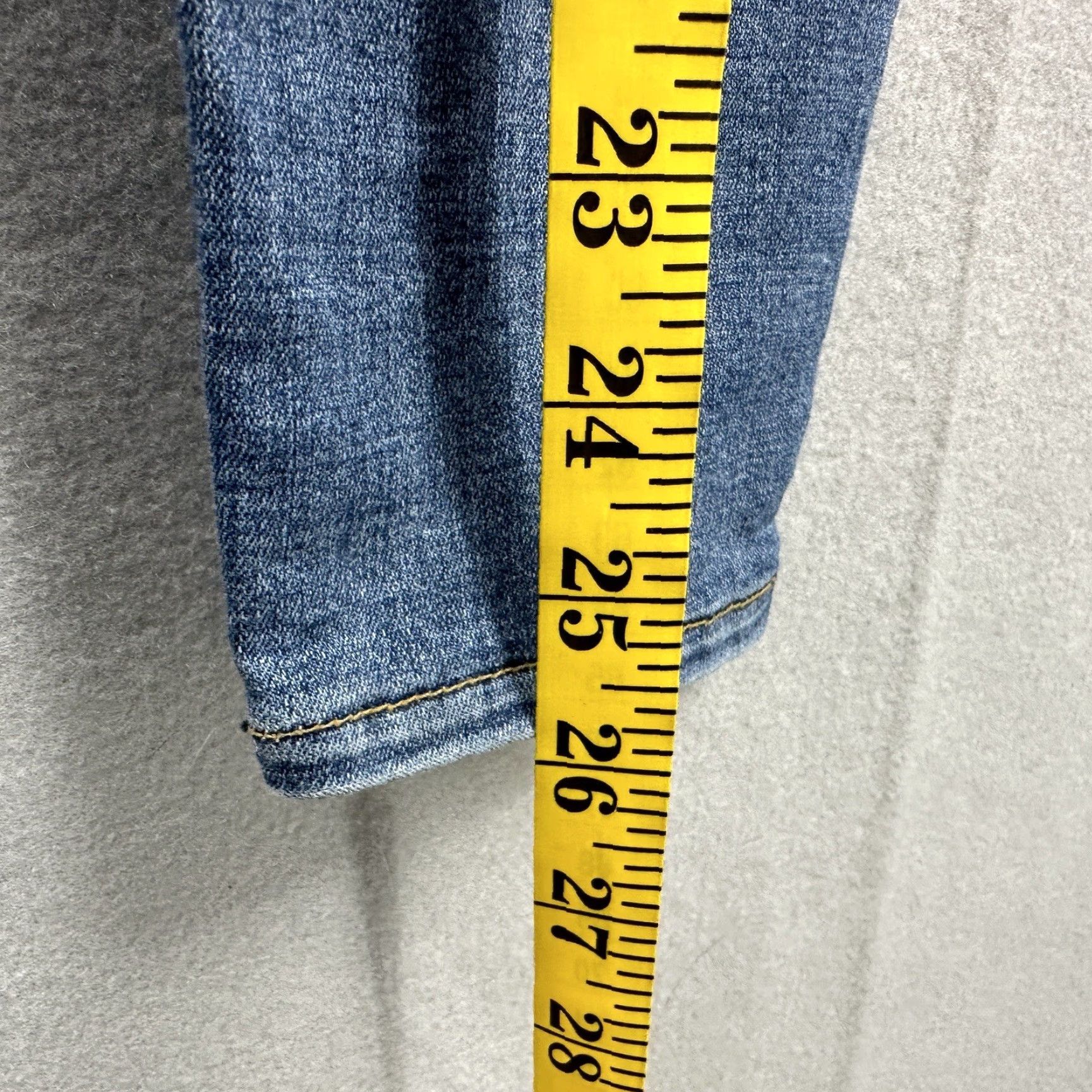 L'AGENCE L'AGENCE Jeans Women 25 High-Rise Straight Denim Lumiere Blue 5-Pocket Stretch Comfortable Regular Fit Adult Size 25 Mens Womens? Size 42" / US 20 - 7 Thumbnail