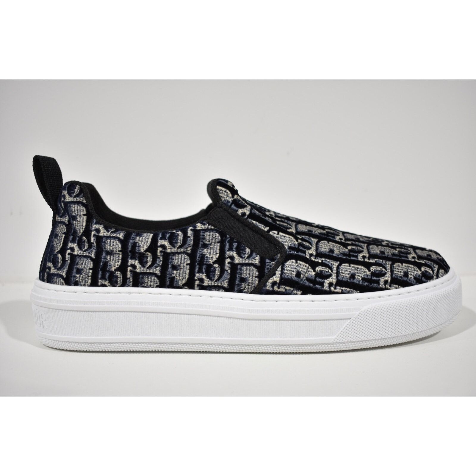 Dior Solar Oblique Logo White Flat Skate Slip On Low Sneaker 41.5 Size US 11.5 / IT 41.5 - 2 Thumbnail