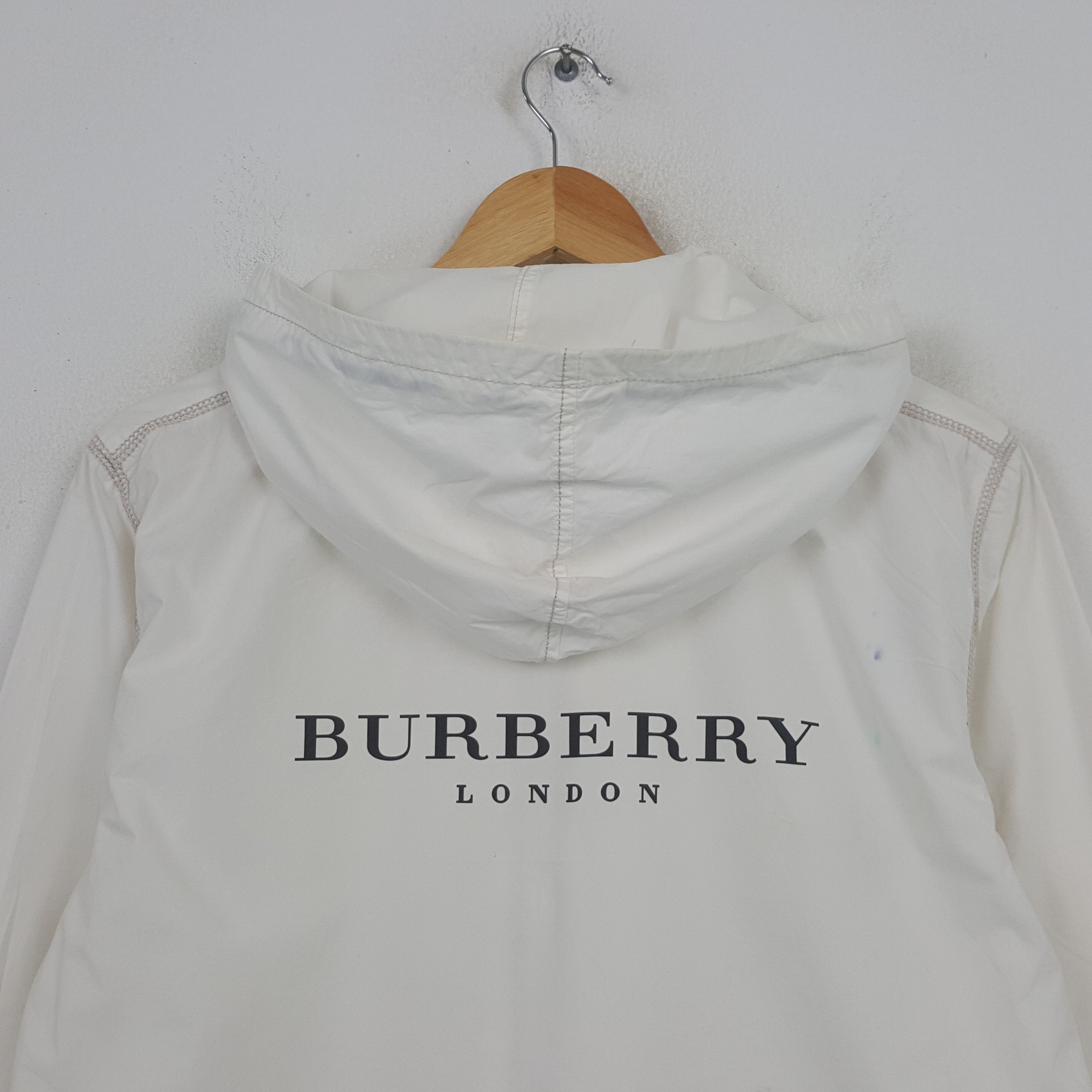 Burberry Vintage Burberry London Fashion Brand Hoodie RR20 Size S / US 4 / IT 40 - 2 Thumbnail