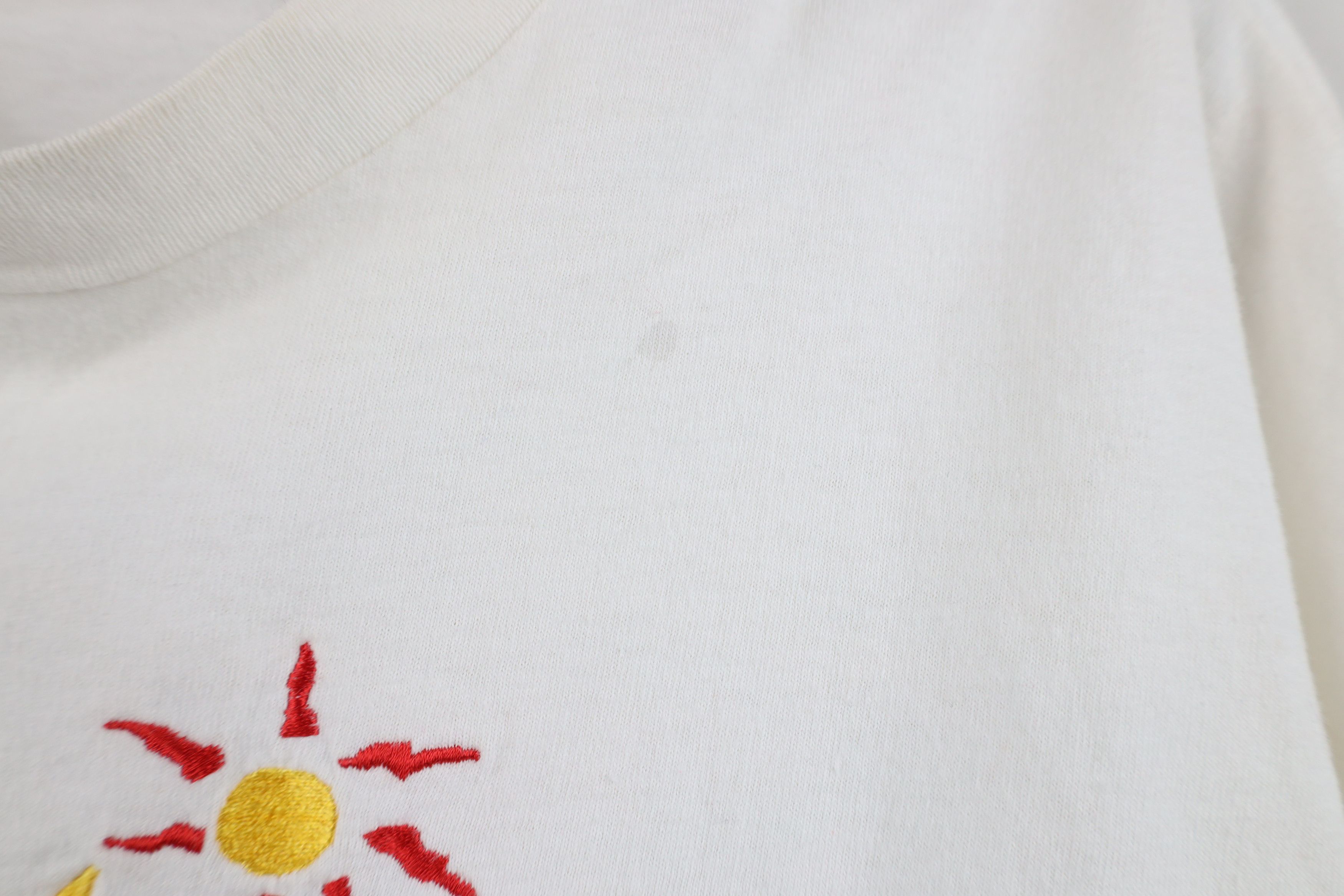Vintage Vintage 90s Streetwear Hawaii Sailboat Sun Beach T-Shirt Size US XL / EU 56 / 4 - 7 Thumbnail