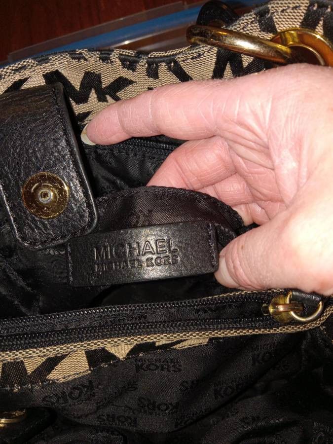 Michael Kors Micheal Kors Purse Size ONE SIZE - 3 Thumbnail