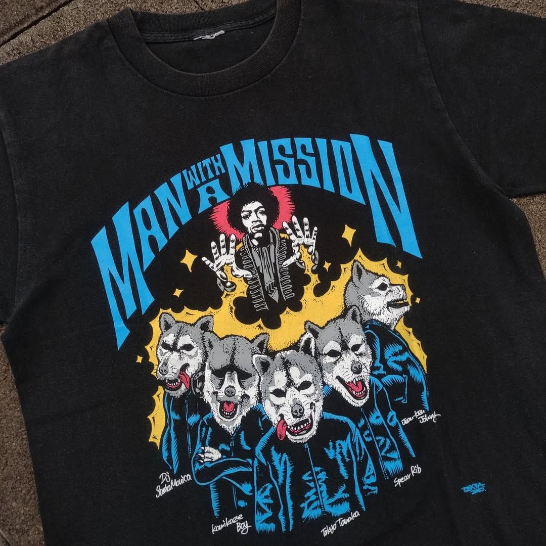 Band Tees MAN WITH A MISSION Jimi Hendrix Japan Band Tee Size US M / EU 48-50 / 2 - 3 Thumbnail