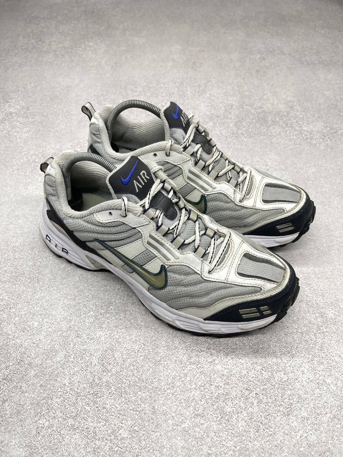 Nike Mens Vintage Nike Air Copious Sneakers White/Grey Y2K ACG TN Size US 10 / EU 43 - 2 Thumbnail