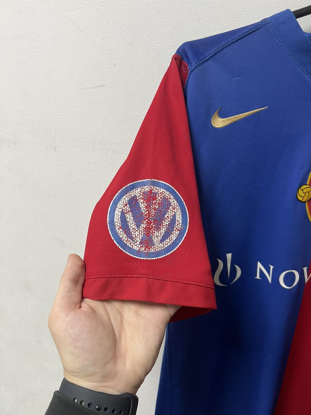 Nike Vintage Nike Basel Soccer Jersey T Shirt Size US L / EU 52-54 / 3 - 4 Thumbnail