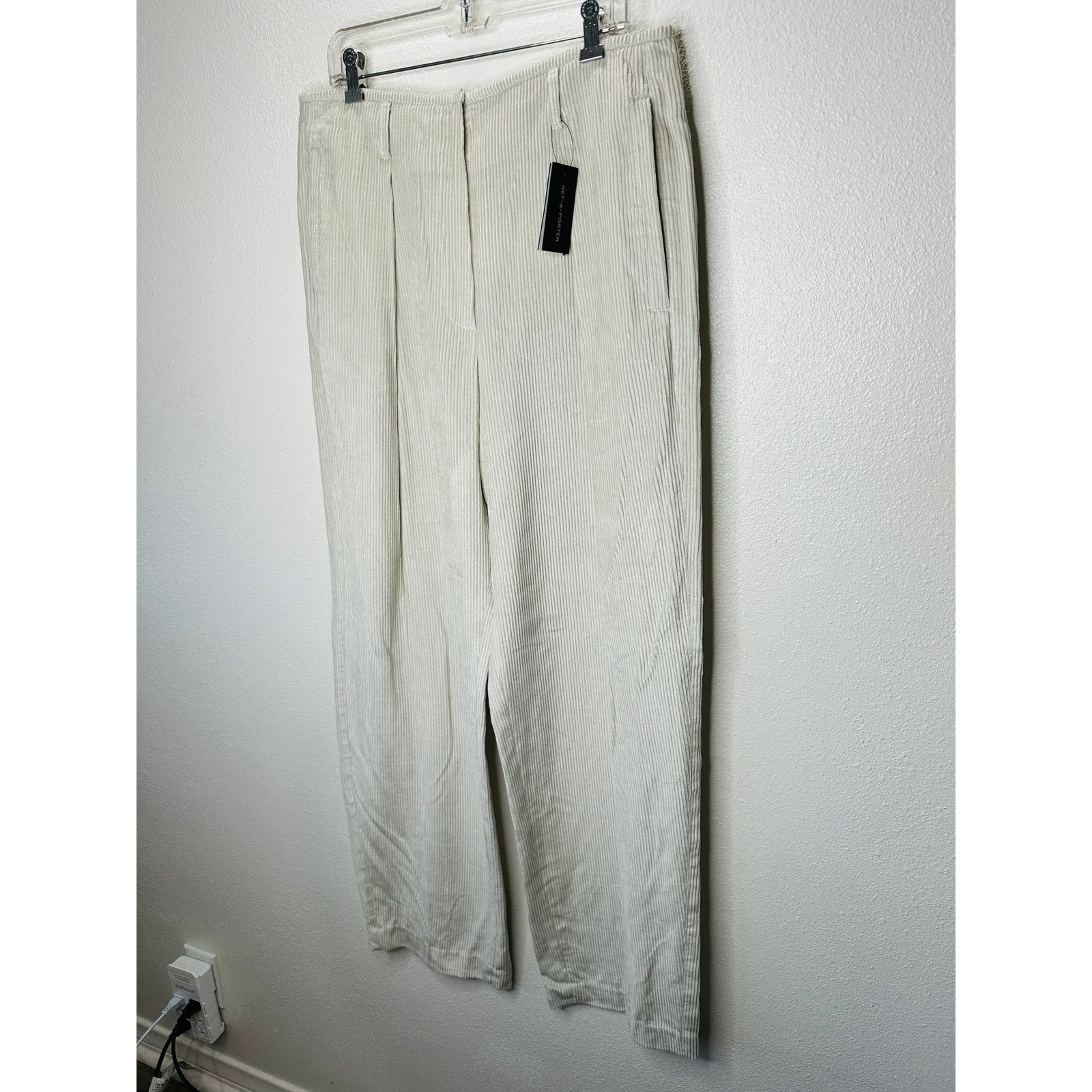 Brunello Cucinelli NWT Brunello Cucinelli Sand Beige Pleated Corduroy Pant 12 Size 34" / US 12 / IT 48 - 4 Thumbnail