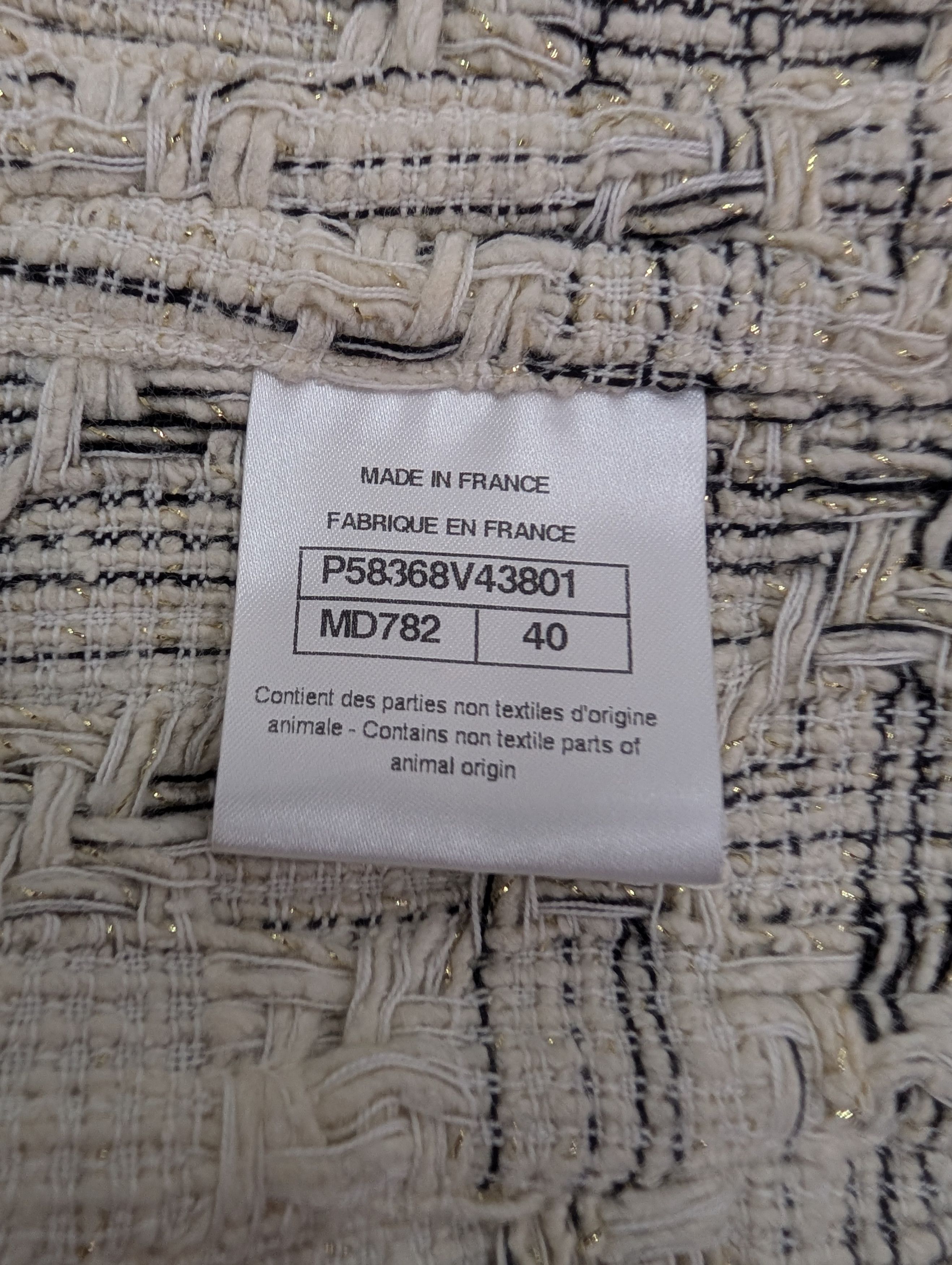 Chanel Chanel White Tweed Vest Jacket Size M / US 6-8 / IT 42-44 - 7 Thumbnail
