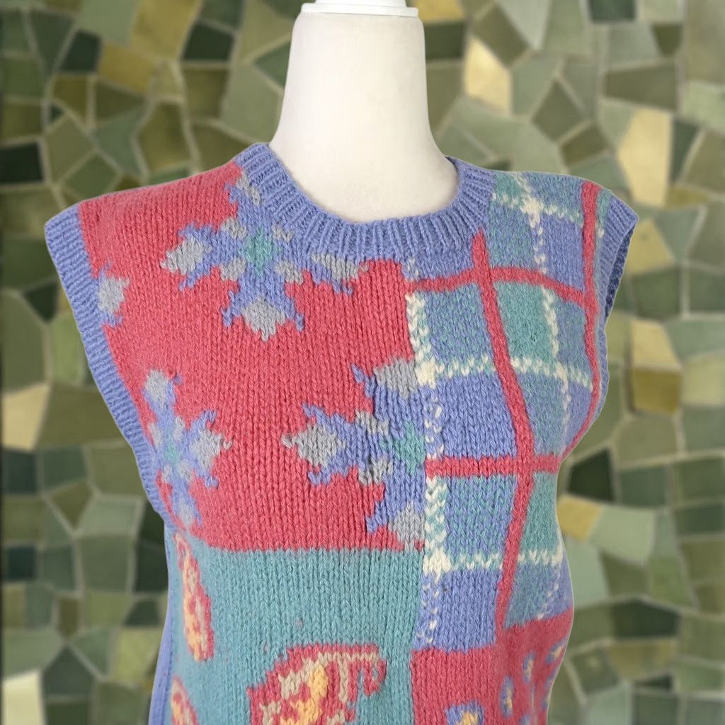 Vintage VINTAGE Skyr Sweater Vest Blue 90s Shetland Wool Patchwork Floral M Womens Size M / US 6-8 / IT 42-44 - 1 Thumbnail