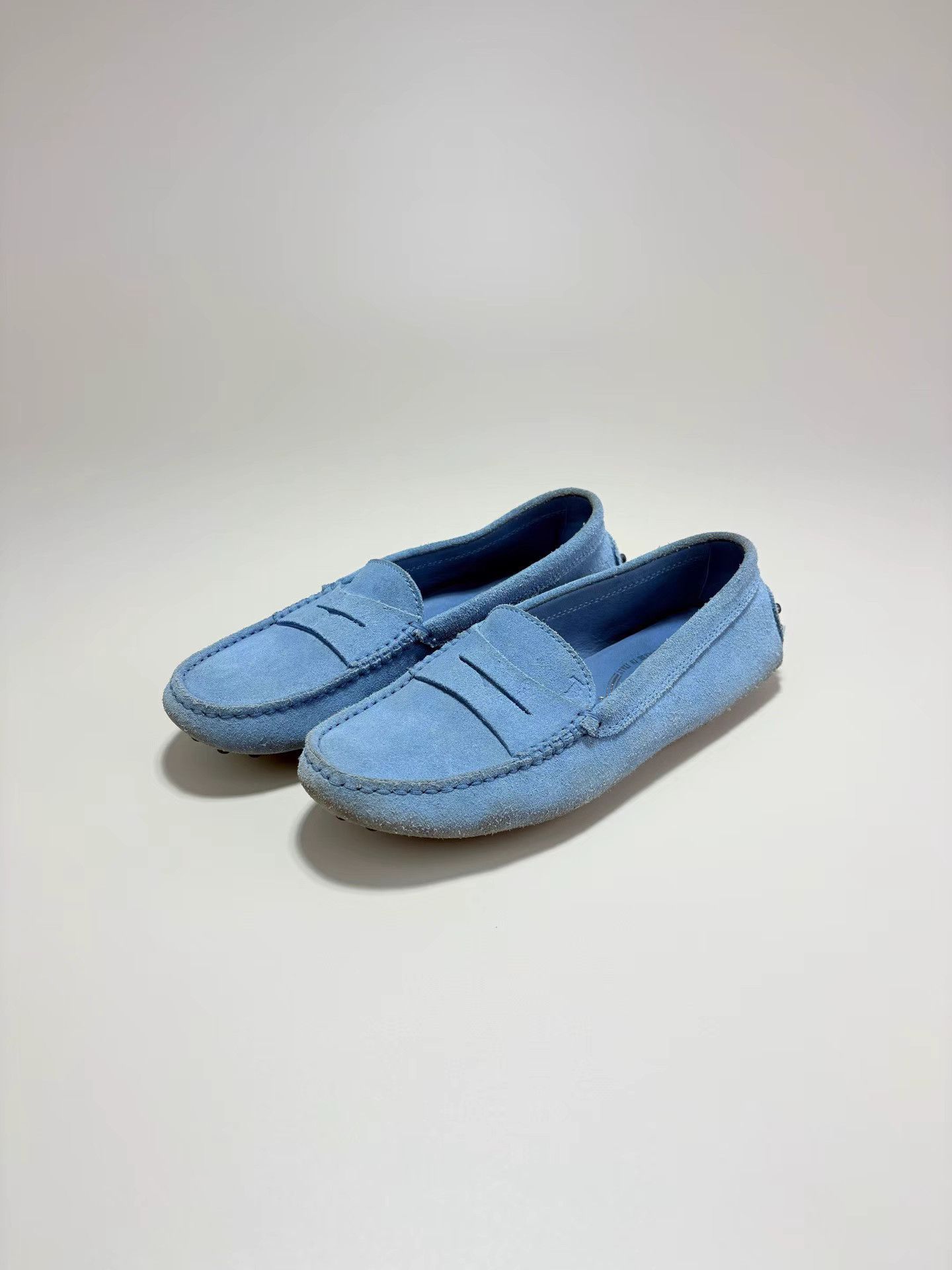 Tod's TODS Suede Slip-On Loafers K1 Size US 5.5 / IT 35.5 - 1 Thumbnail