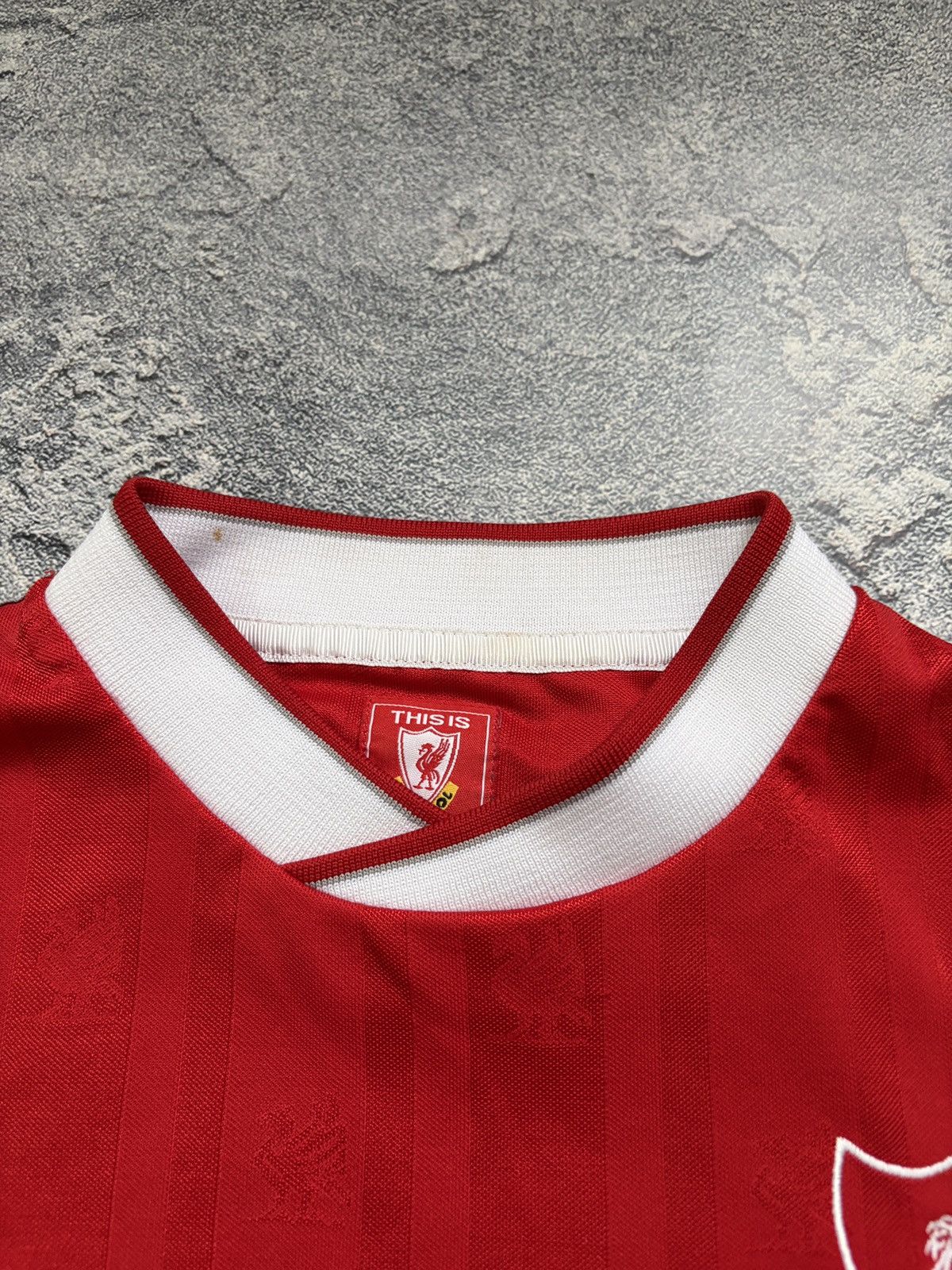 Japanese Brand LFC 1982-85 Retro Home Jersey Official Product Size M Size US M / EU 48-50 / 2 - 3 Thumbnail