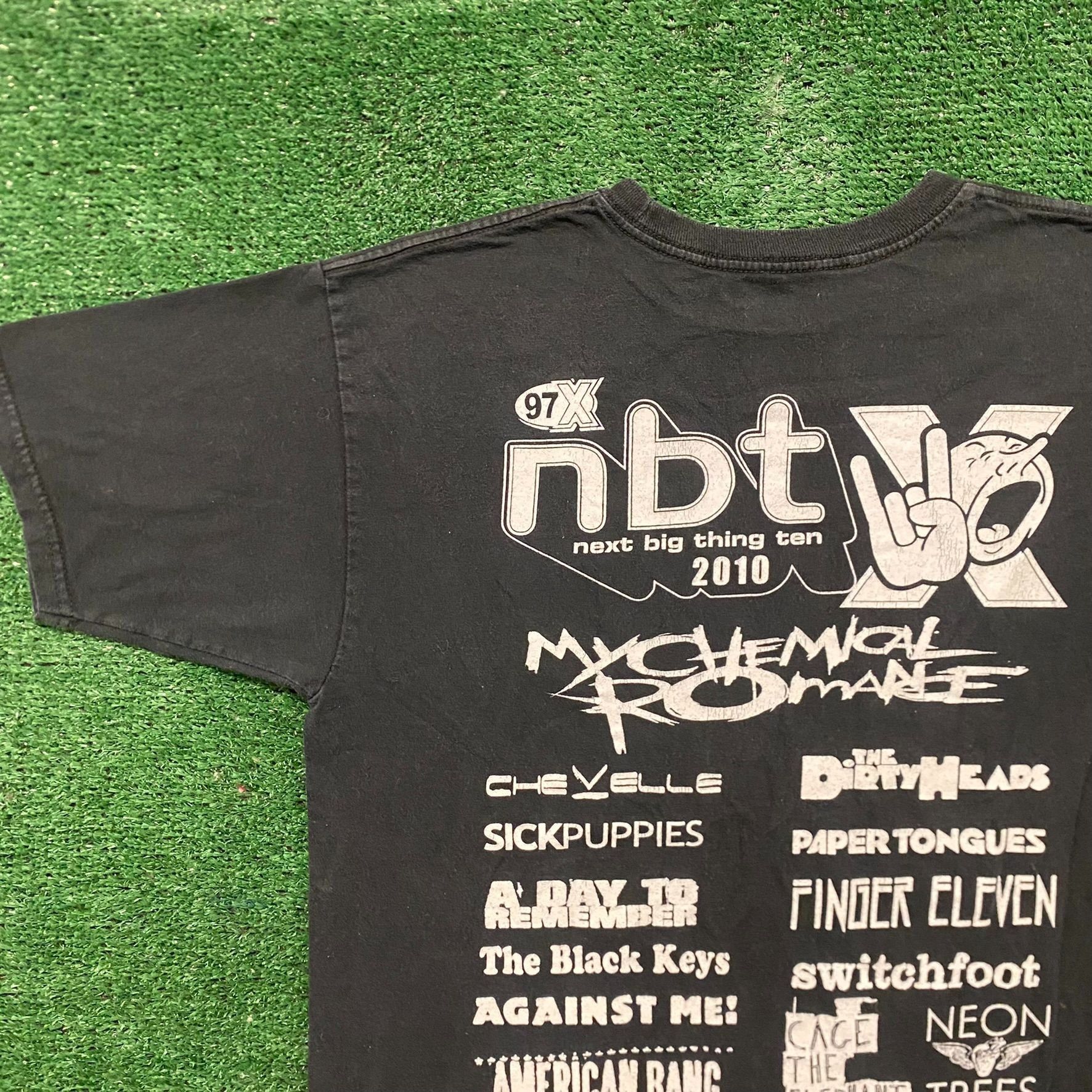 Band Tees Vintage Y2K My Chemical Romance Essential Emo Punk Band Tee Size US M / EU 48-50 / 2 - 5 Thumbnail