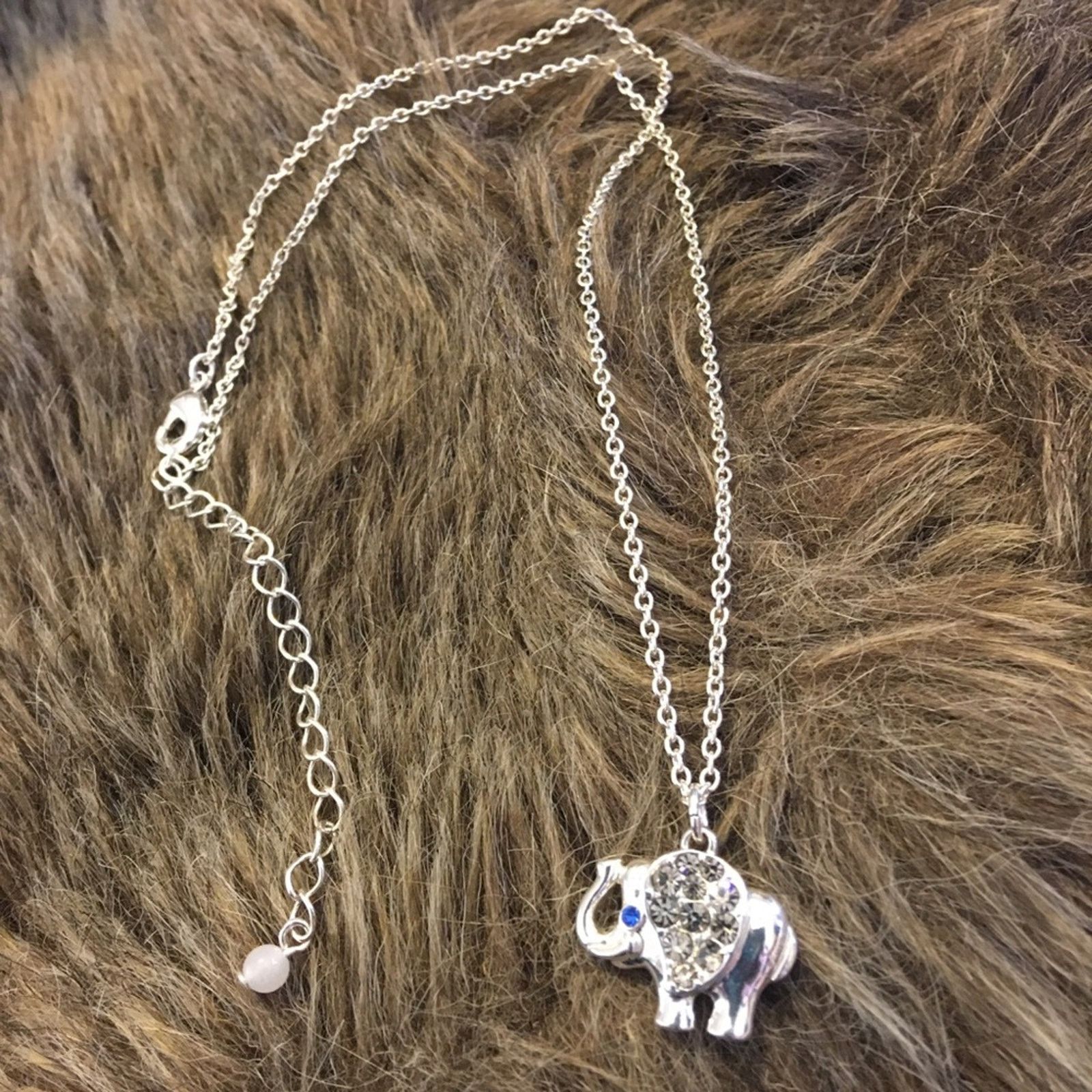Jewelry Avon lucky elephant shiny silver tone necklace Size ONE SIZE - 8 Thumbnail