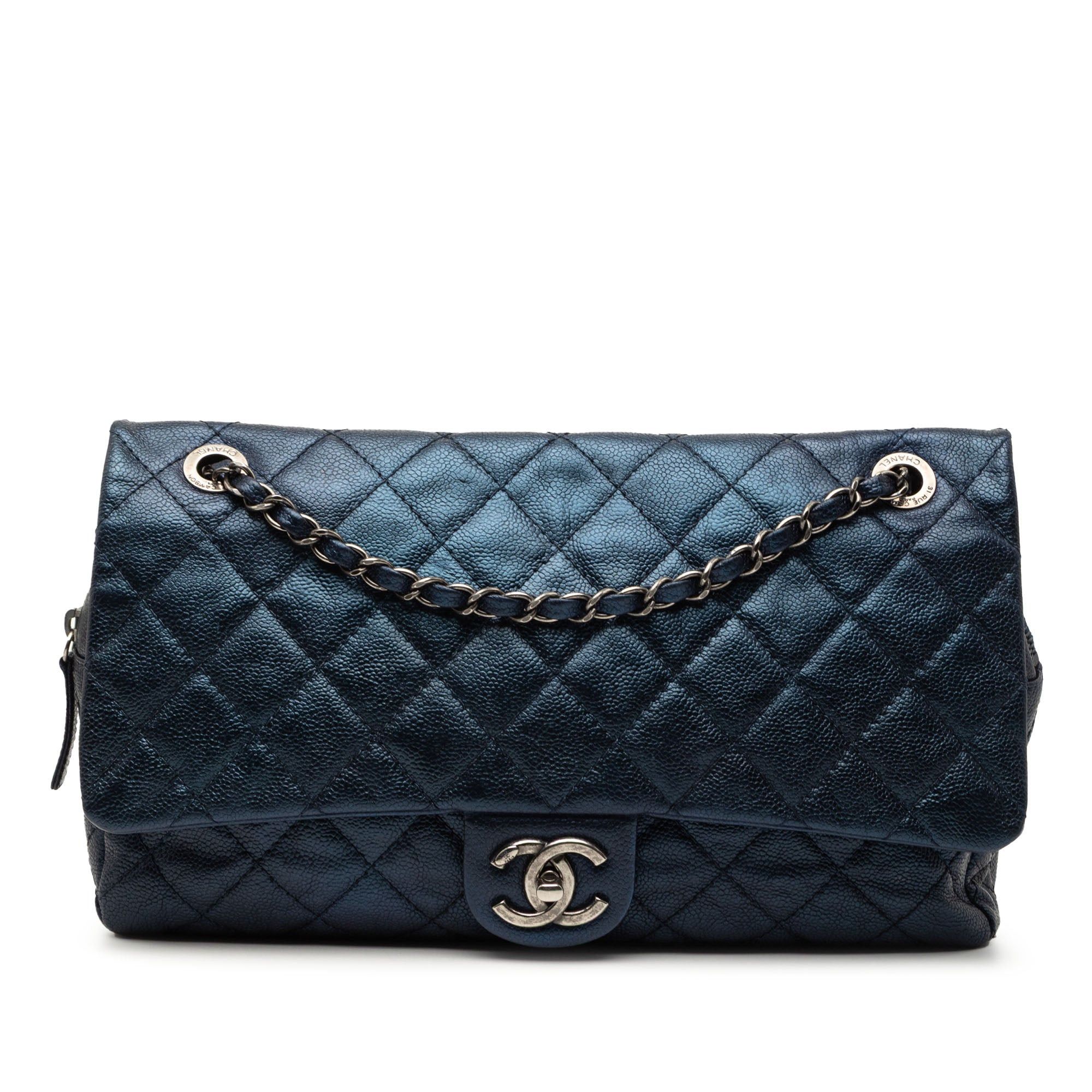 Chanel Jumbo Quilted Iridescent Caviar Easy Flap Size ONE SIZE - 1 Thumbnail