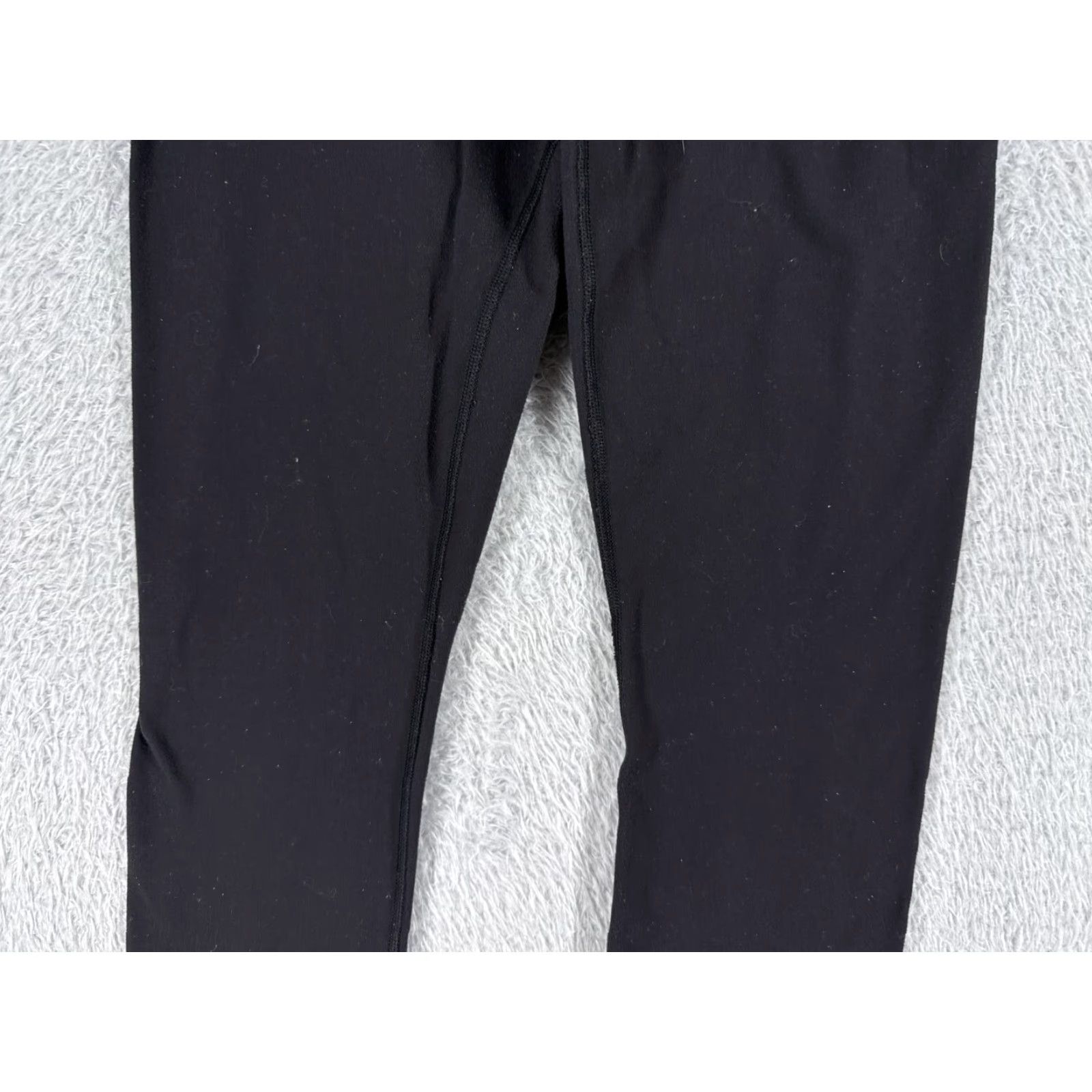 Lululemon Lululemon Wunder Under Pants Womens 6 Black 21" Inseam Cropped Stretch Yoga Activewear High Rise Gym Straight Read Me Size 28" / US 6 / IT 42 - 3 Thumbnail