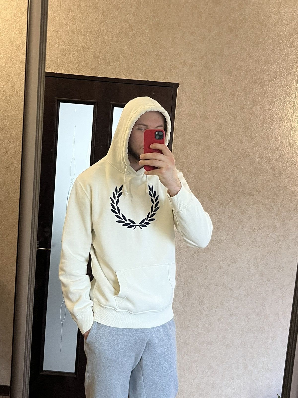 Fred Perry × Vintage Vintage Fred Perry Hoodie Fleece Big Logo Beige oversize Size US XXL / EU 58 / 5 - 2 Thumbnail