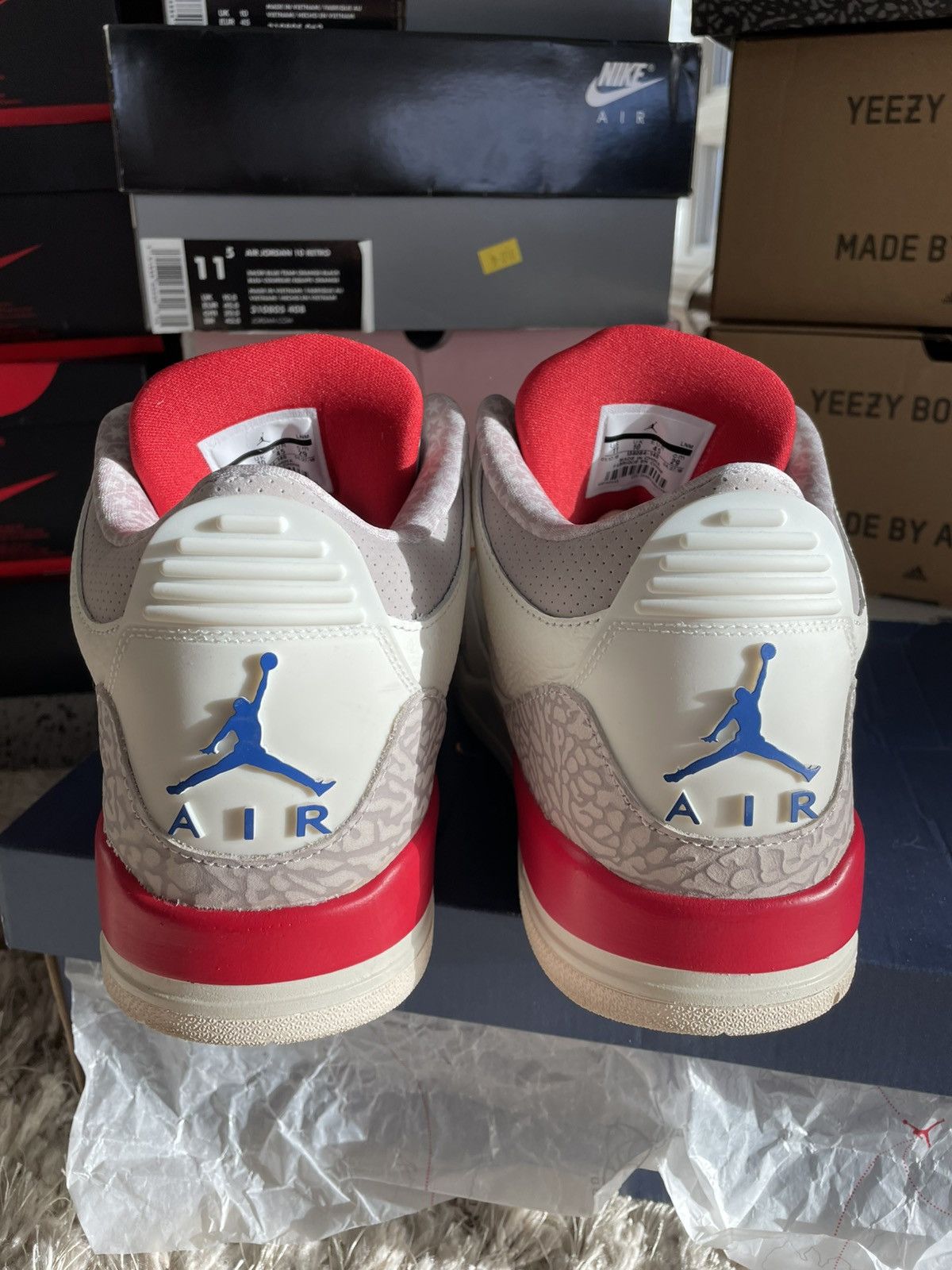Jordan Brand Jordan 3 International Flight Size US 11 / EU 44 - 6 Thumbnail