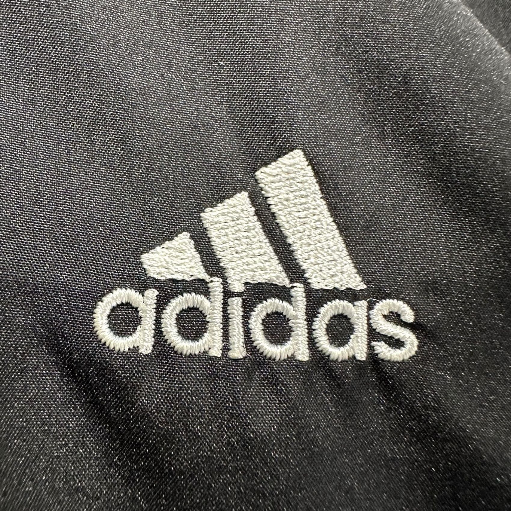 Adidas Adidas Jacket XL Black Hooded Windbreaker Full Zip White Three Stripes EUC Mens Size US XL / EU 56 / 4 - 4 Thumbnail