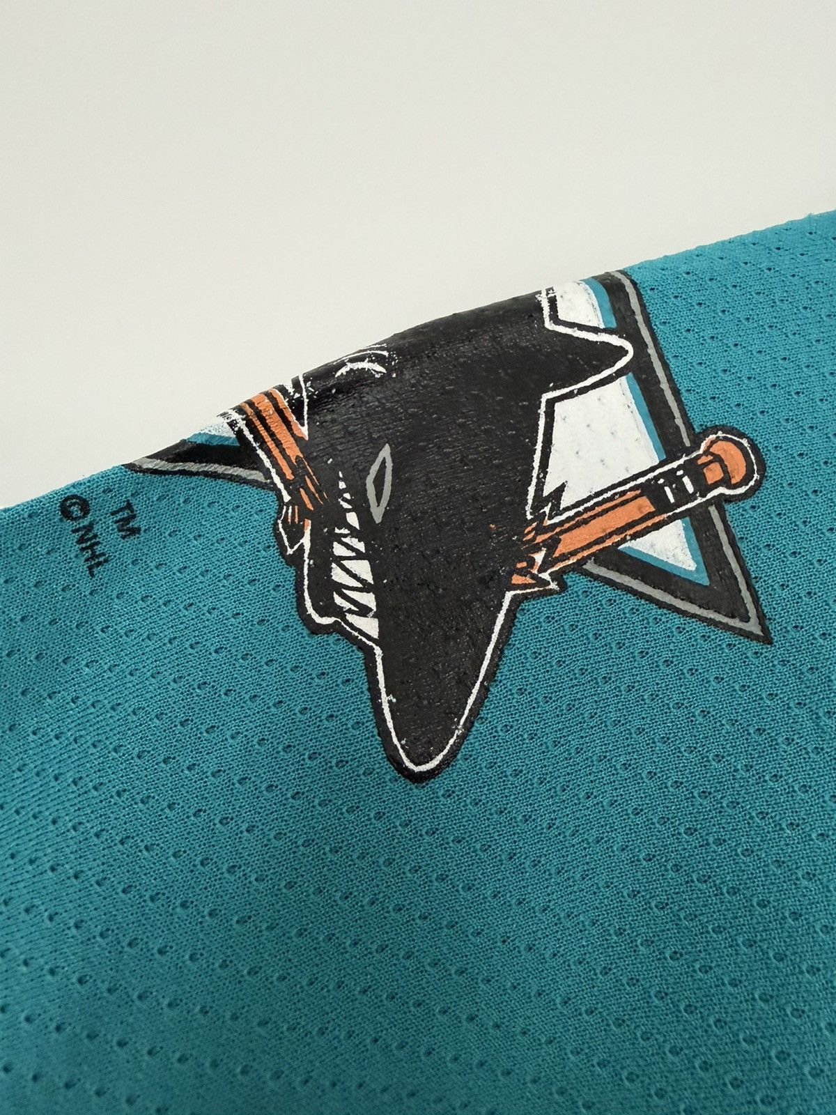 NHL SAN JOSE SHARKS WINNING GOAL JERSEY NOLAN NHL VINTAGE 90S Size US M / EU 48-50 / 2 - 8 Thumbnail