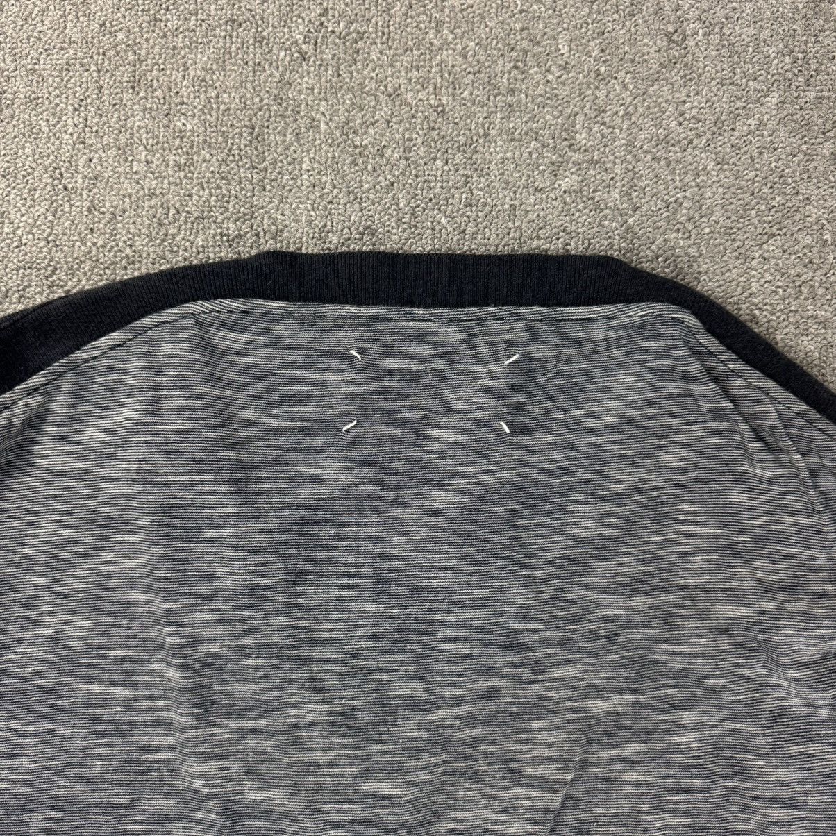 Maison Margiela Maison Margiela - Line 14 - V-neck Shirt Size US M / EU 48-50 / 2 - 6 Thumbnail