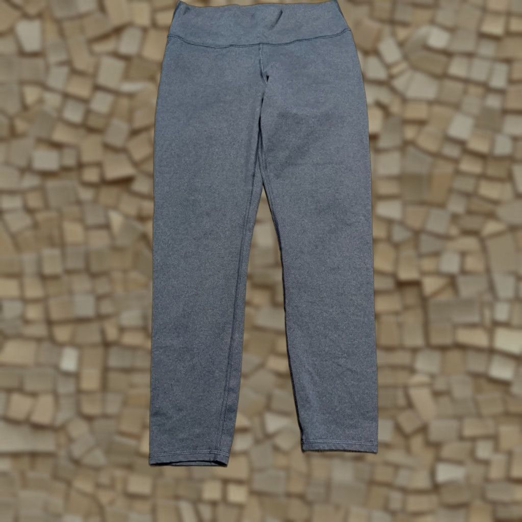 Fabletics Fabletics Leggings Women's Size Large Gray. Comfortable Pull On Casual Fit, Ankle, Regular, Solid, Pants, Modern, Fall Spring Summer, Men's? No. Size 36" / US 14 / IT 50 - 1 Thumbnail
