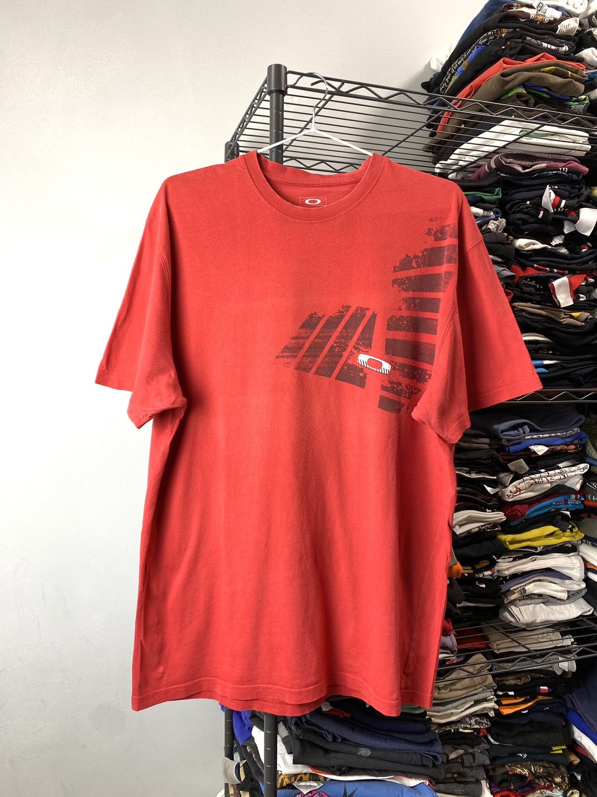 Oakley Vintage 2000’s Oakley T Shirt Big Logo Gorpcore Size US XL / EU 56 / 4 - 1 Thumbnail