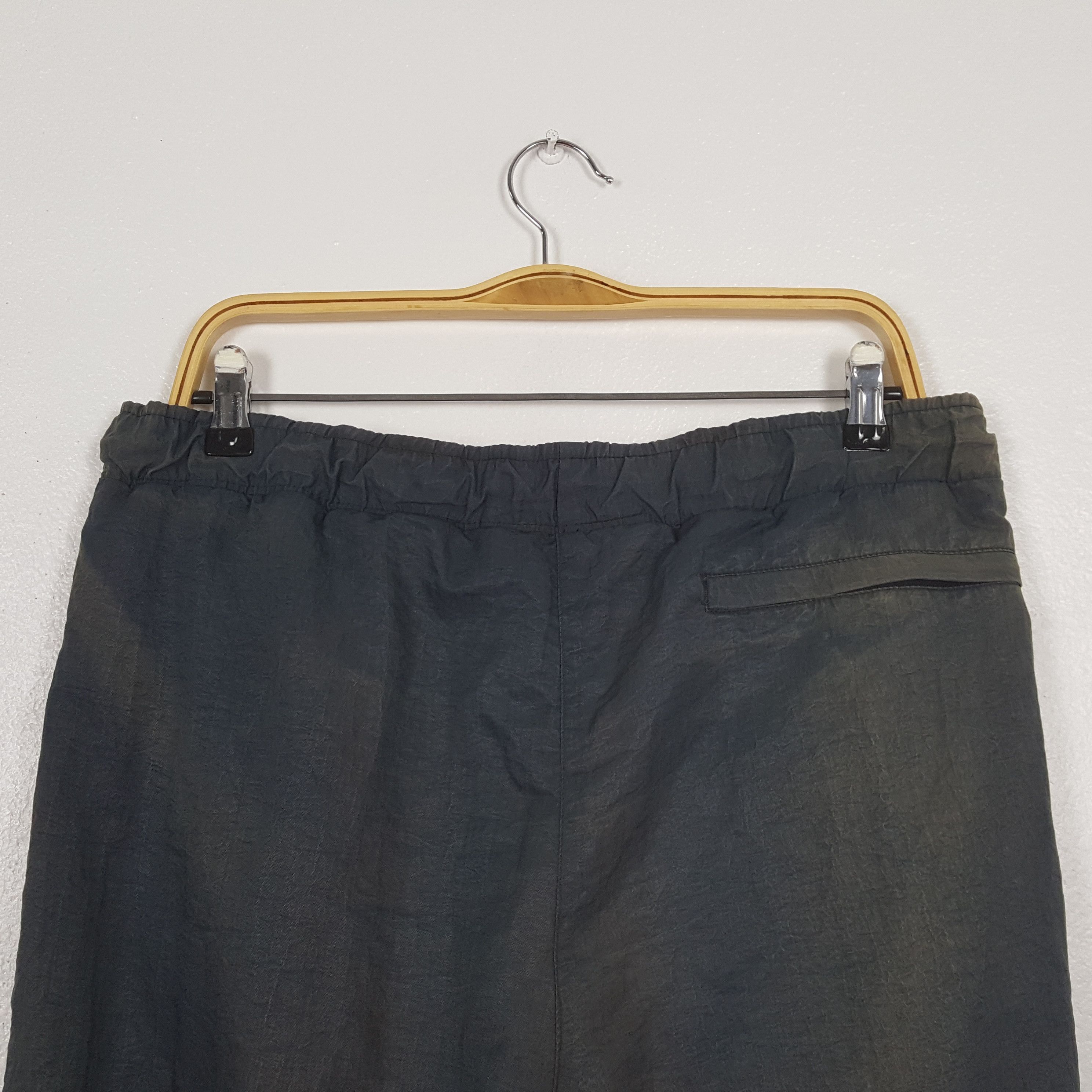 Nike Vintage Nike Air Jordan Distressed Pants C318N8 Size US 32 / EU 48 - 5 Thumbnail