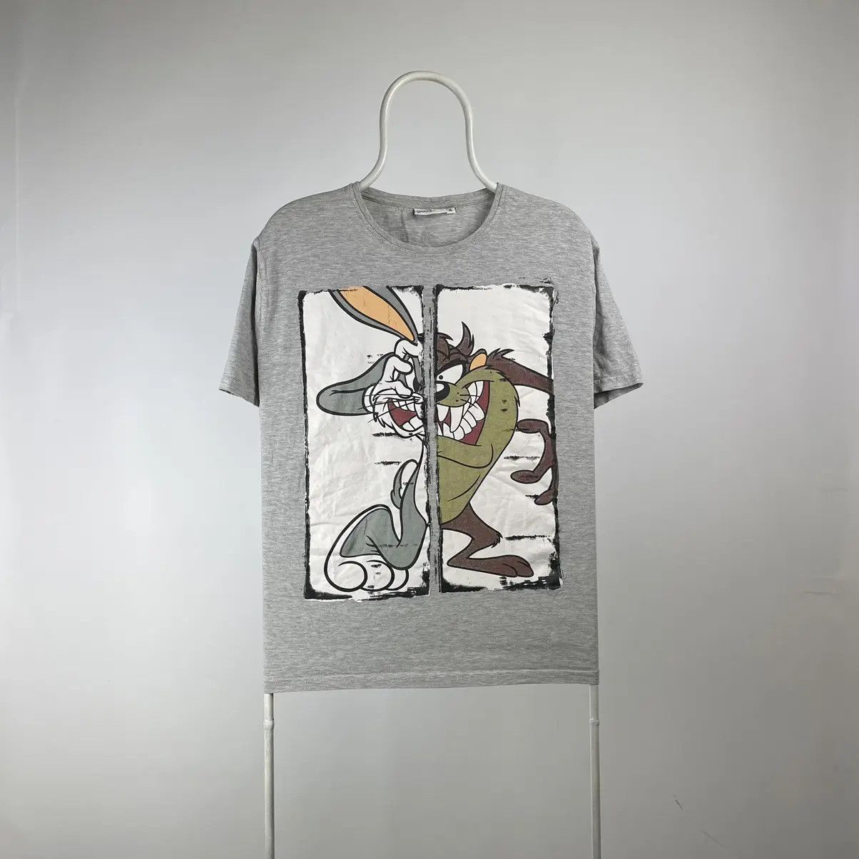 Anime Warner bros T-shirt taz and bunny anima movie size XLarge Size US XL / EU 56 / 4 - 1 Thumbnail