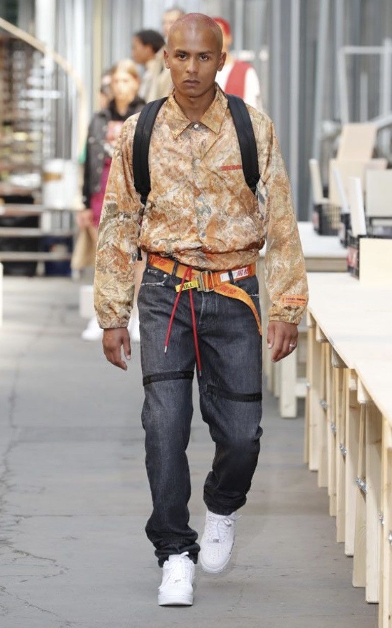 Heron Preston Heron Preston “Tape Belt” AKA Roller-Coaster Belt Size ONE SIZE - 9 Thumbnail