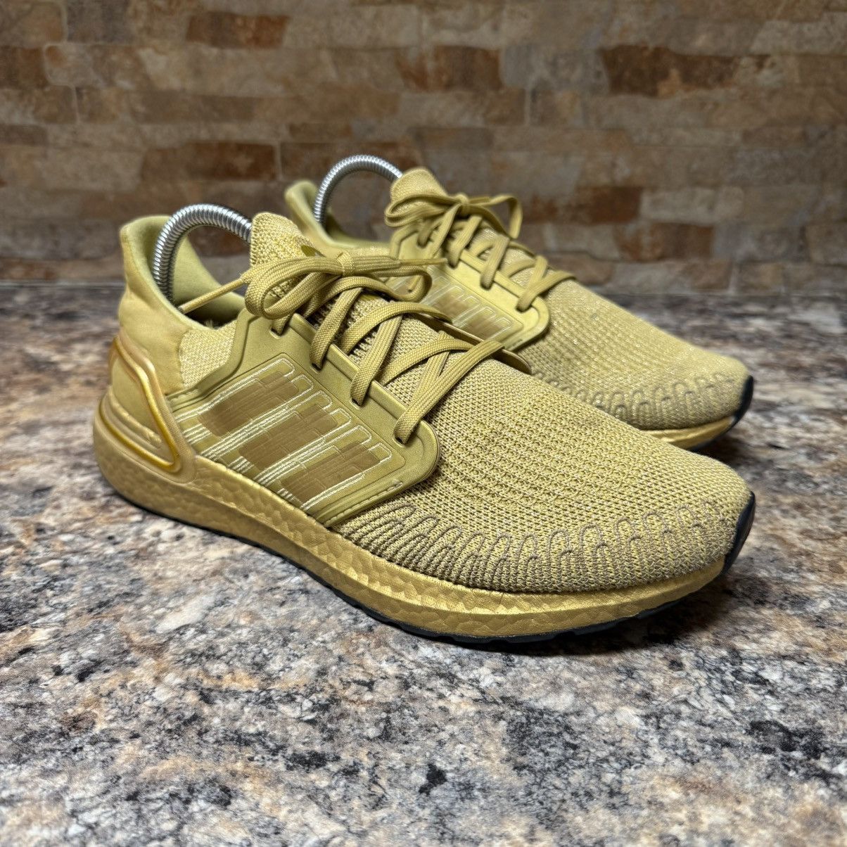 Adidas Adidas Ultraboost 2020 Metallic Gold Sz 9 Size US 9 / EU 42 - 3 Thumbnail