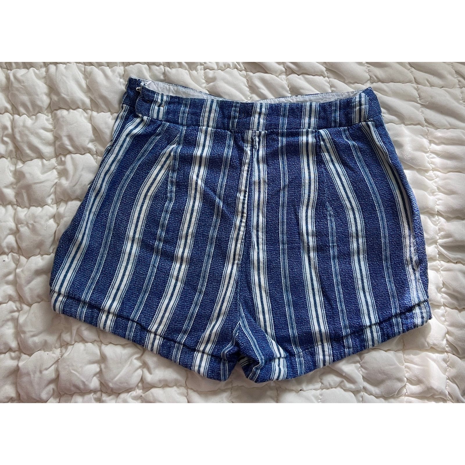 Hollister Y2K Hollister Size Sz 3 Women's Striped Shorts Size 24" / US 00 / IT 34 - 2 Thumbnail