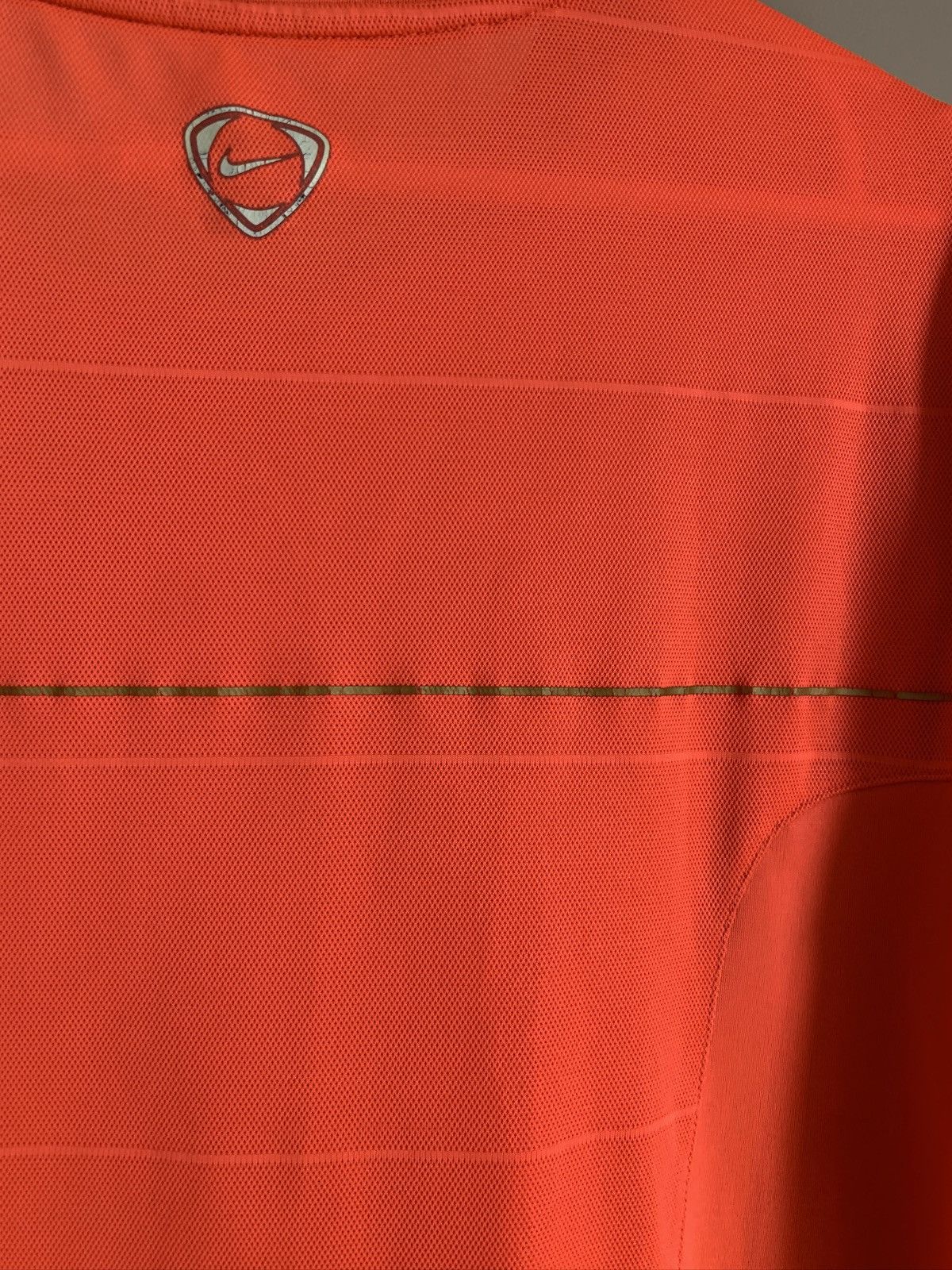 Nike Barcelona 2008 Training Football Shirt Nike Orange Soccer M Size US M / EU 48-50 / 2 - 12 Thumbnail